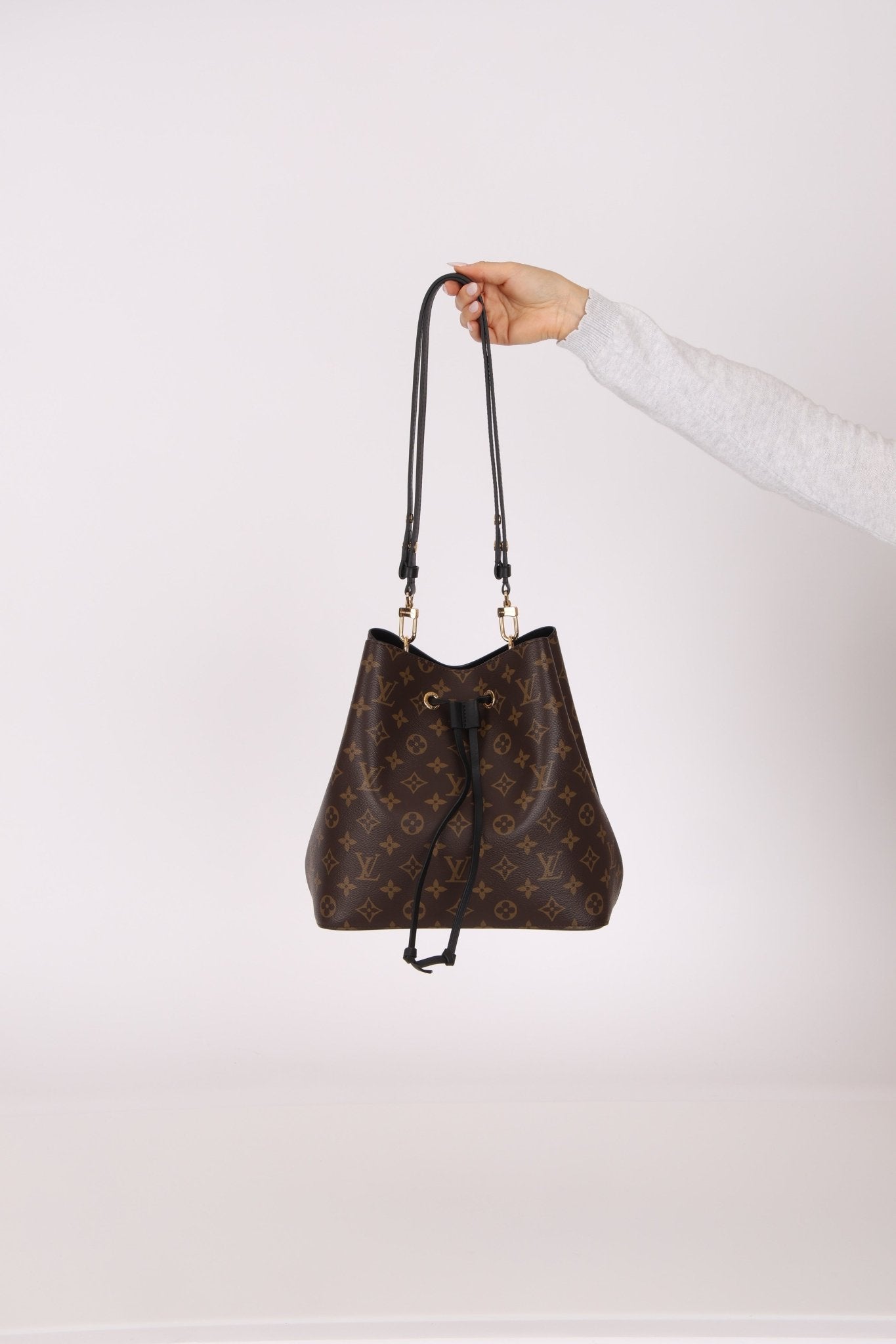 Louis Vuitton Monogram Neo Noe - FashioNica