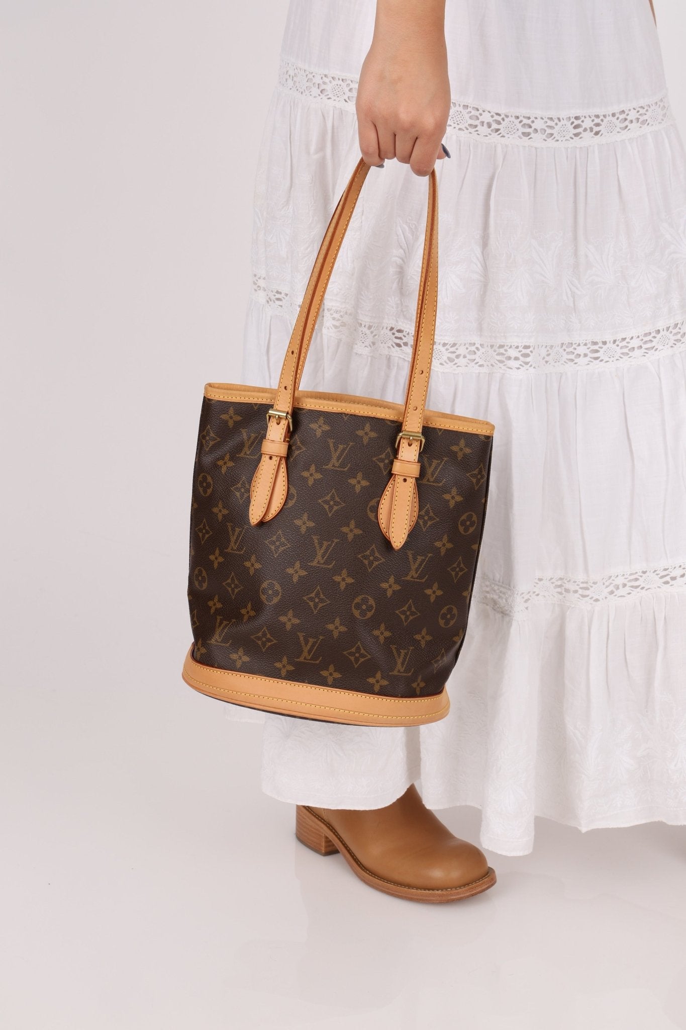 Louis Vuitton Monogram Petit Bucket Bag with Mini Pochette - FashioNica