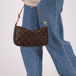 Louis Vuitton Monogram Pochette - FashioNica