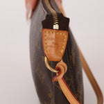 Louis Vuitton Monogram Pochette - FashioNica