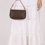 Louis Vuitton Monogram Pochette - FashioNica