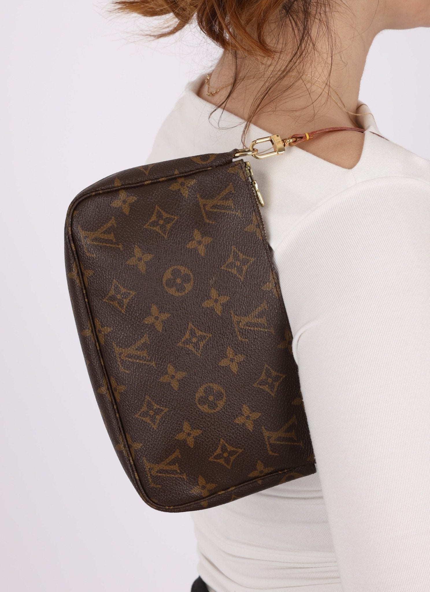Louis Vuitton Monogram Pochette - FashioNica