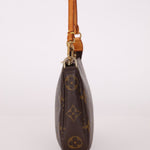 Louis Vuitton Monogram Pochette - FashioNica