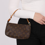 Louis Vuitton Monogram Pochette - FashioNica