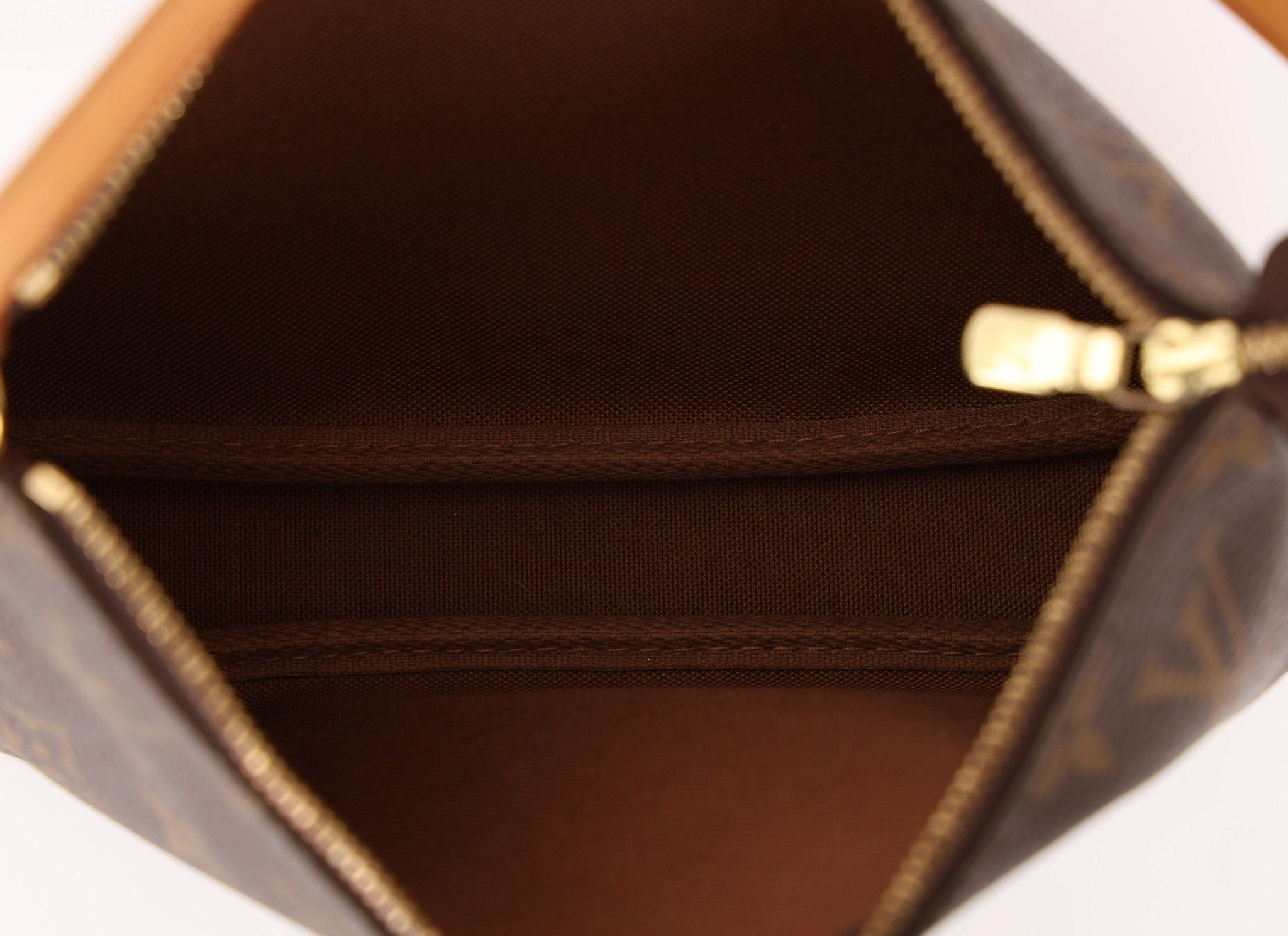 Louis Vuitton Monogram Pochette - FashioNica