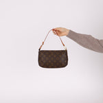 Louis Vuitton Monogram Pochette - FashioNica