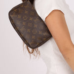 Louis Vuitton Monogram Pochette - FashioNica