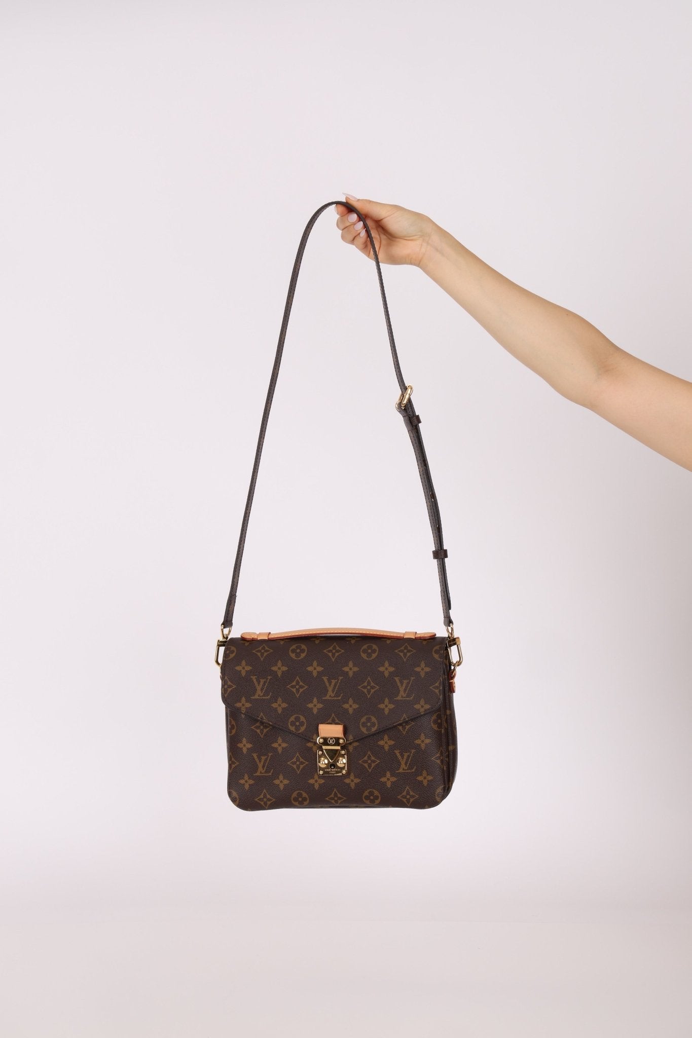 Louis Vuitton Monogram Pochette Metis Crossbody - FashioNica