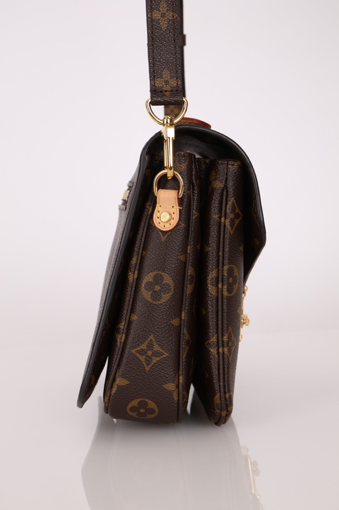 Louis Vuitton Monogram Pochette Metis Crossbody - FashioNica