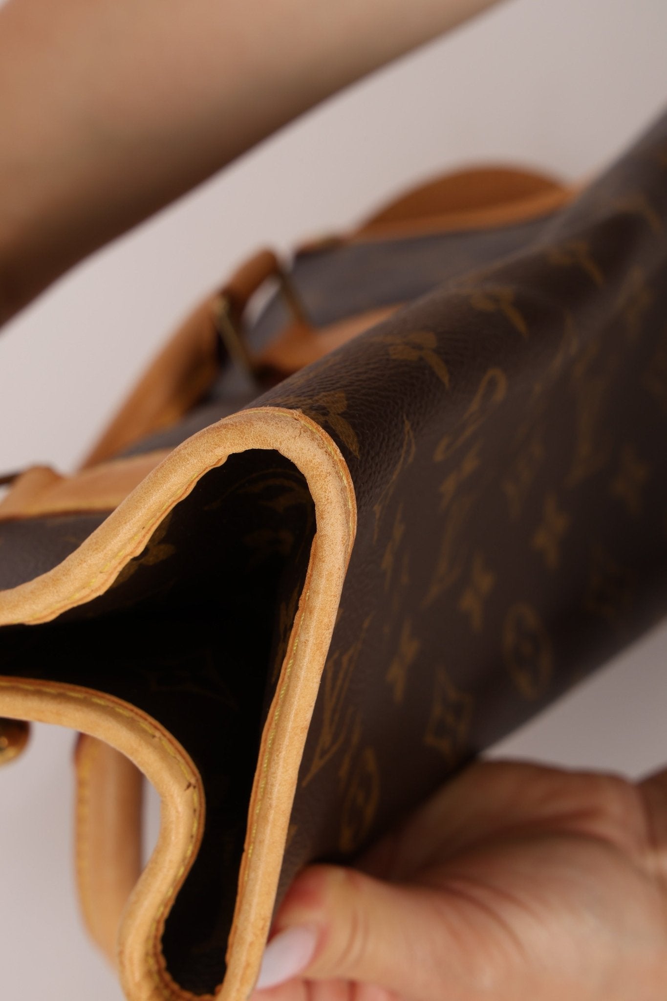 Louis Vuitton Monogram Popincourt - FashioNica