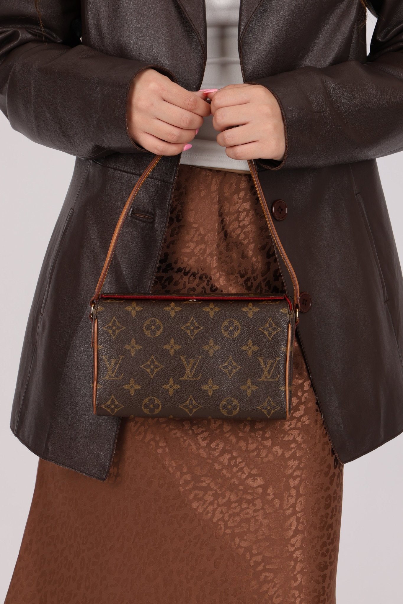 Louis Vuitton Monogram Recital Pochette - FashioNica