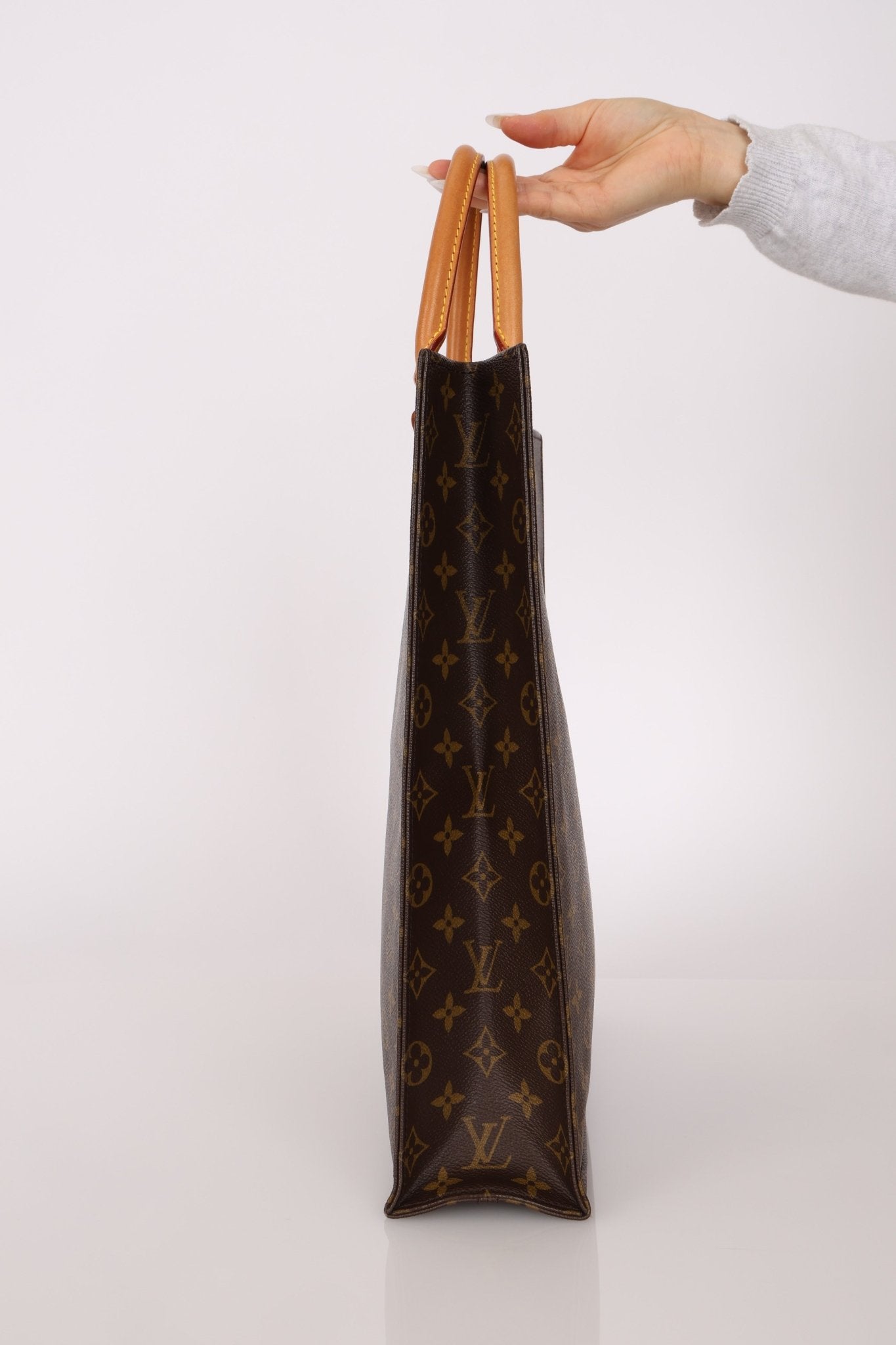 Louis Vuitton Monogram Sac Plat - FashioNica