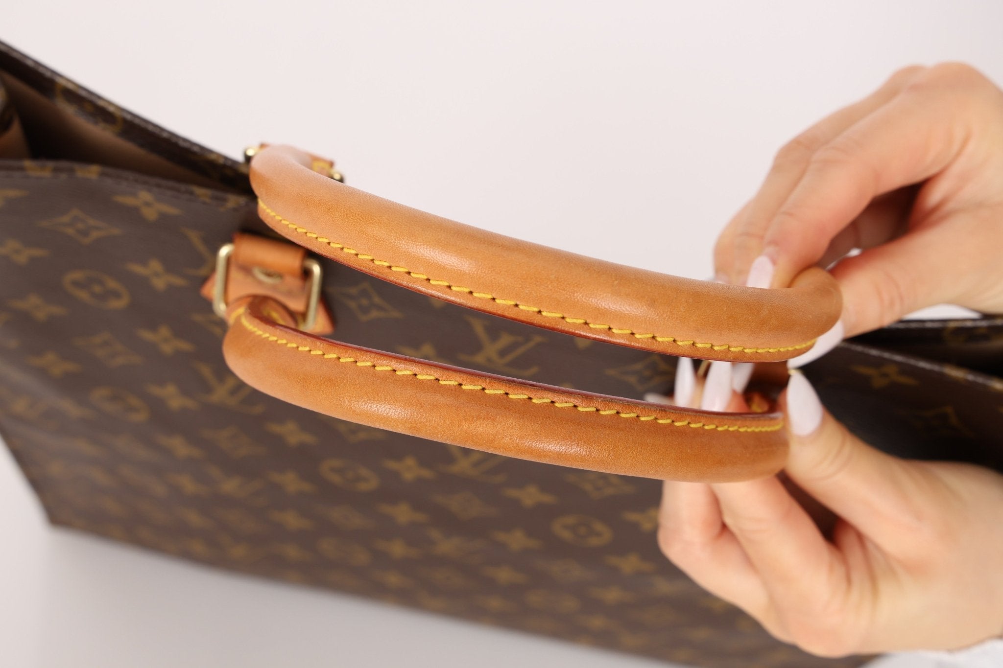 Louis Vuitton Monogram Sac Plat - FashioNica