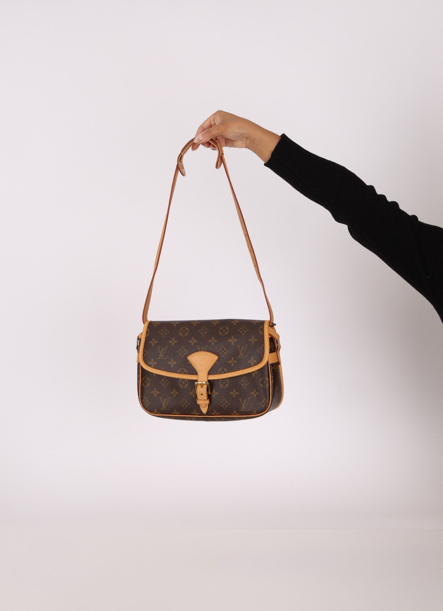 Louis Vuitton Monogram Sologne Crossbody - FashioNica