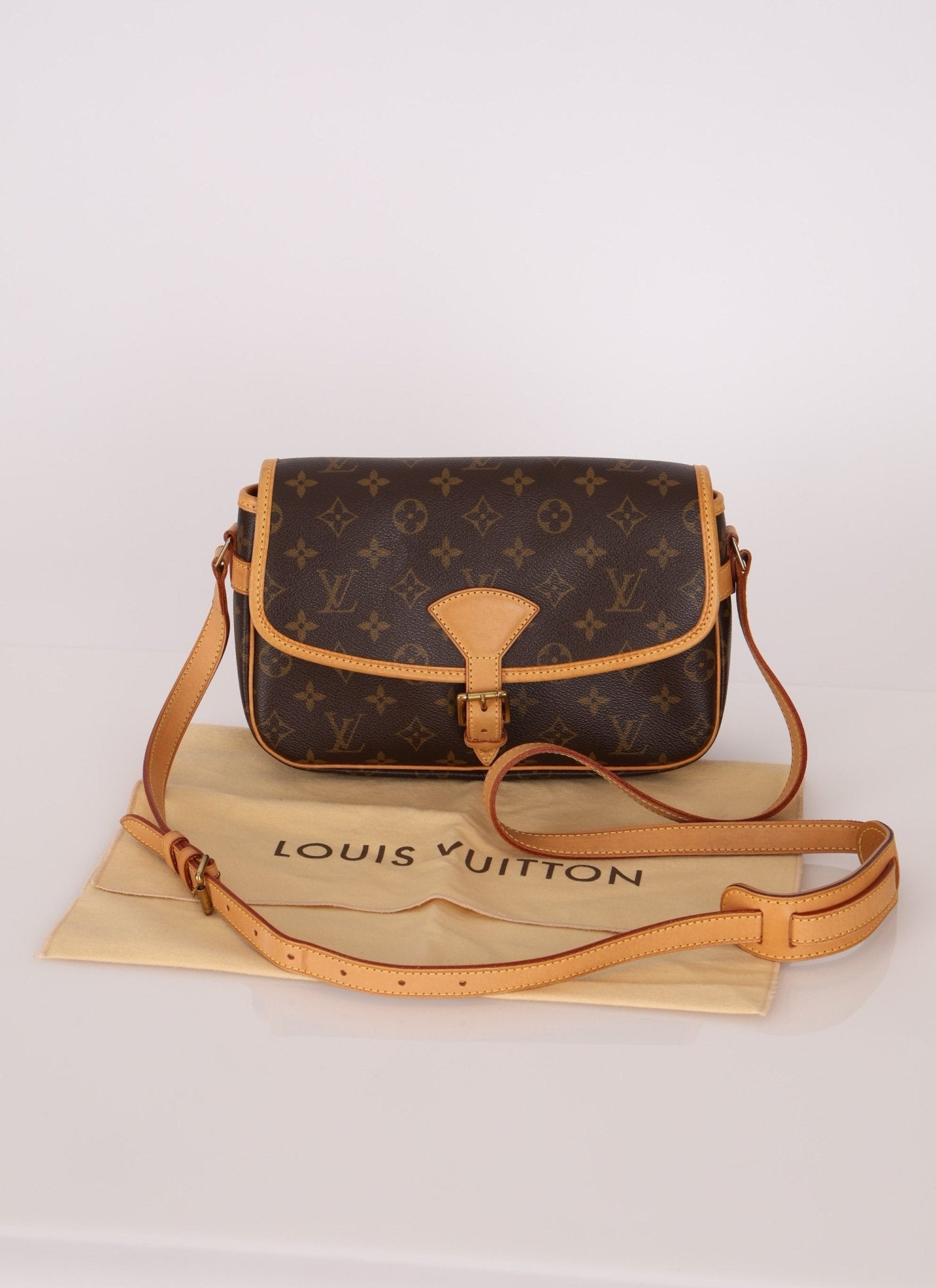 Louis Vuitton Monogram Sologne Crossbody - FashioNica