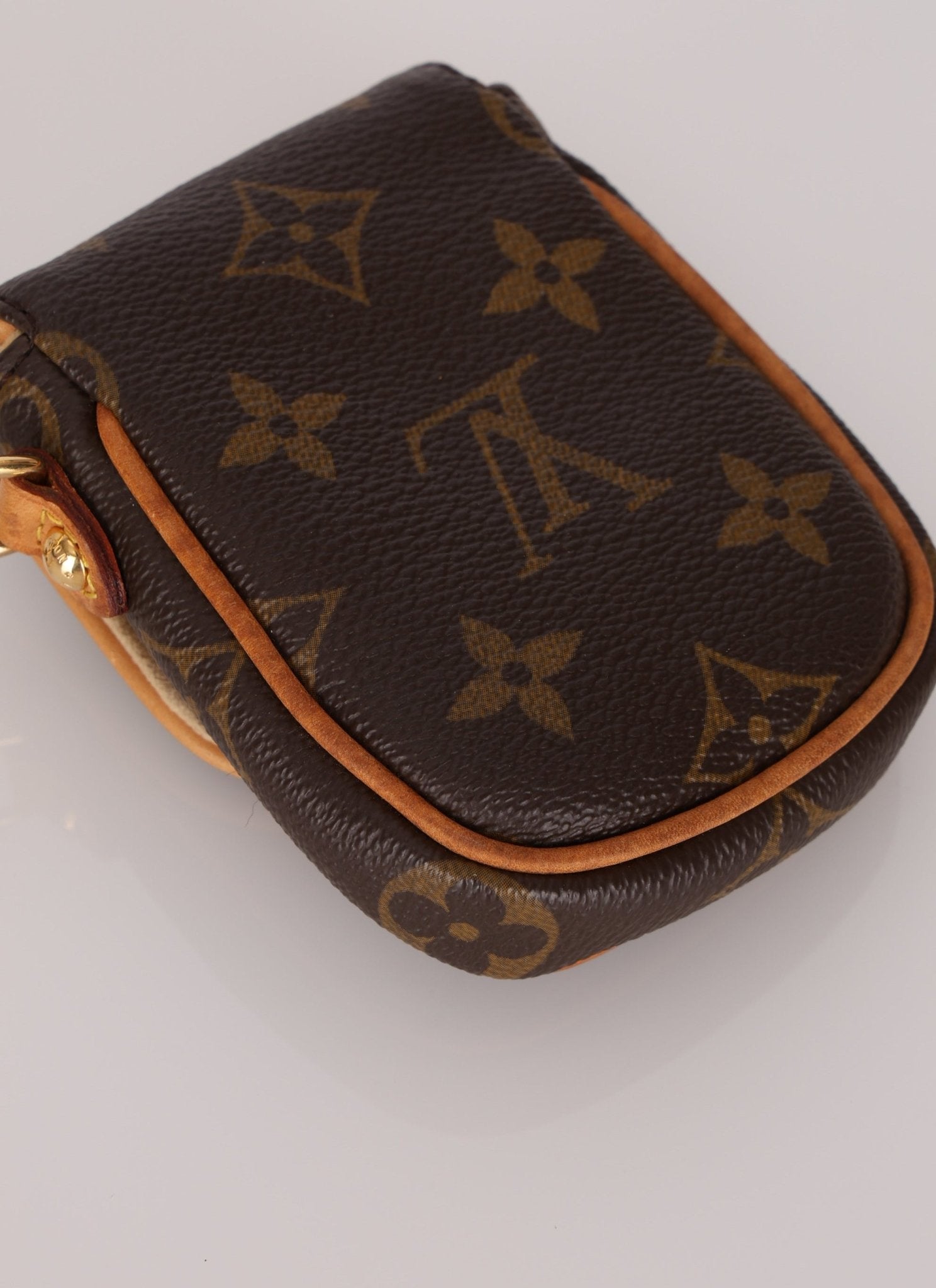 Louis Vuitton Monogram Tulum Key Holder - FashioNica