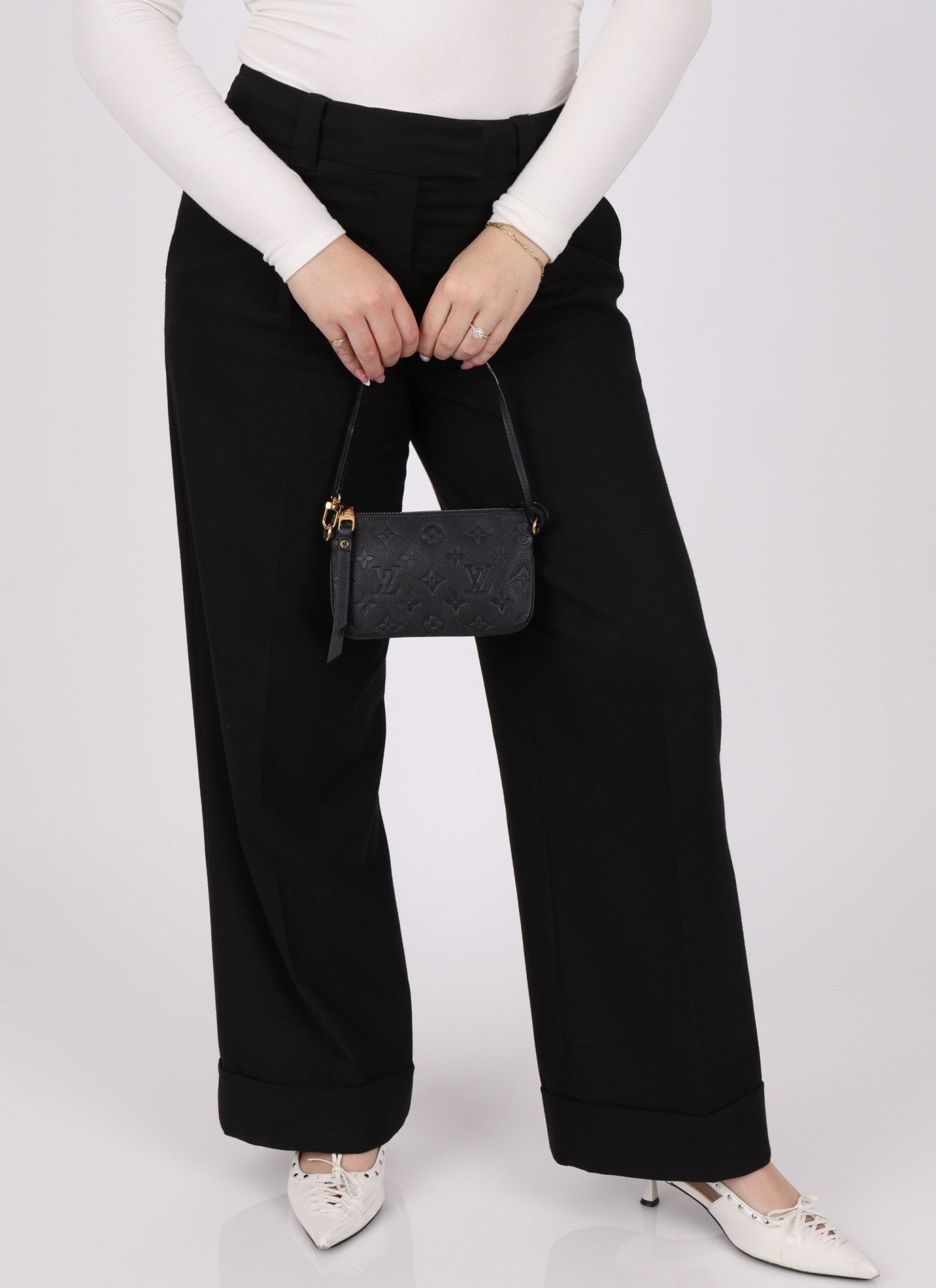 Louis Vuitton Navy Empreinte Pochette - FashioNica