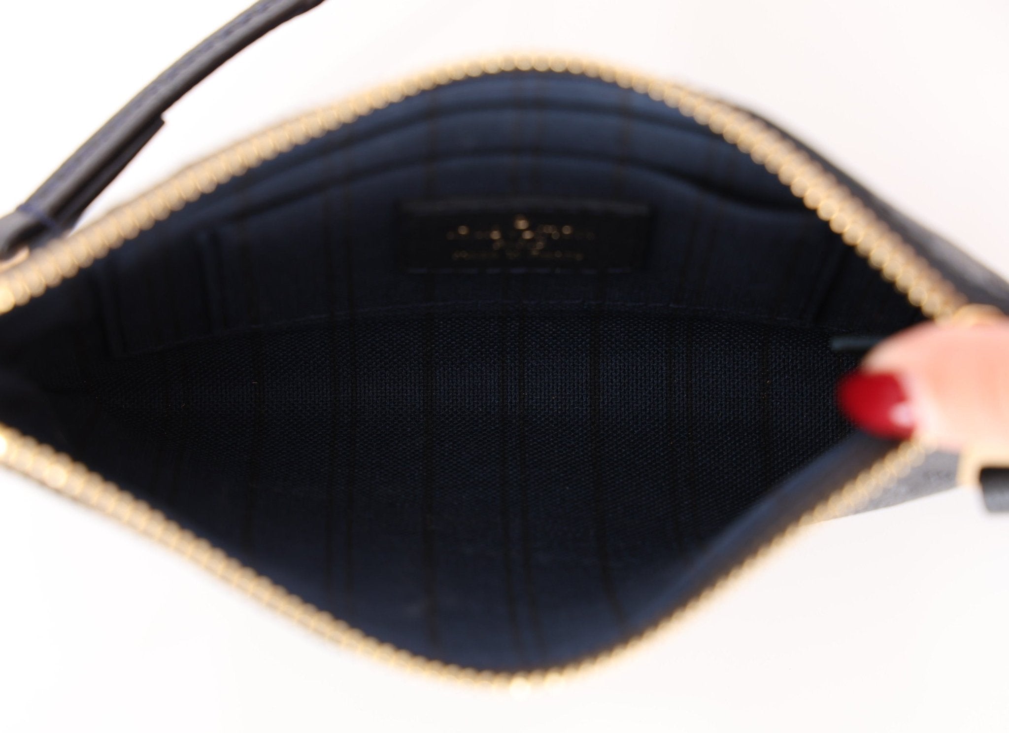 Louis Vuitton Navy Empreinte Pochette - FashioNica