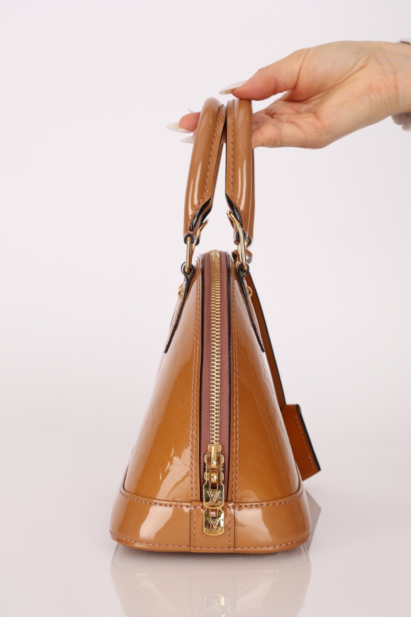 Louis Vuitton Rose Velours Vernis Alma BB - FashioNica