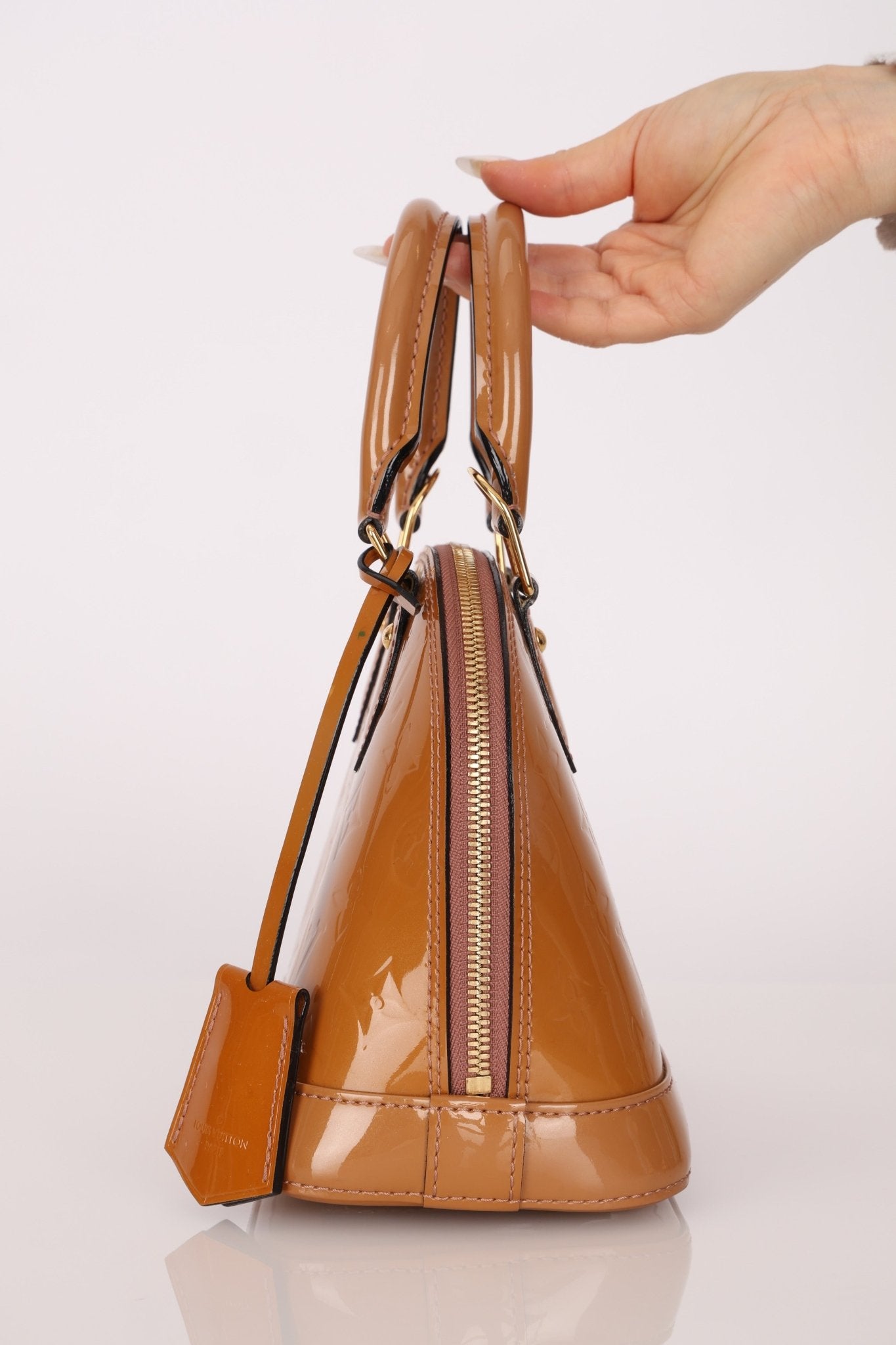 Louis Vuitton Rose Velours Vernis Alma BB - FashioNica