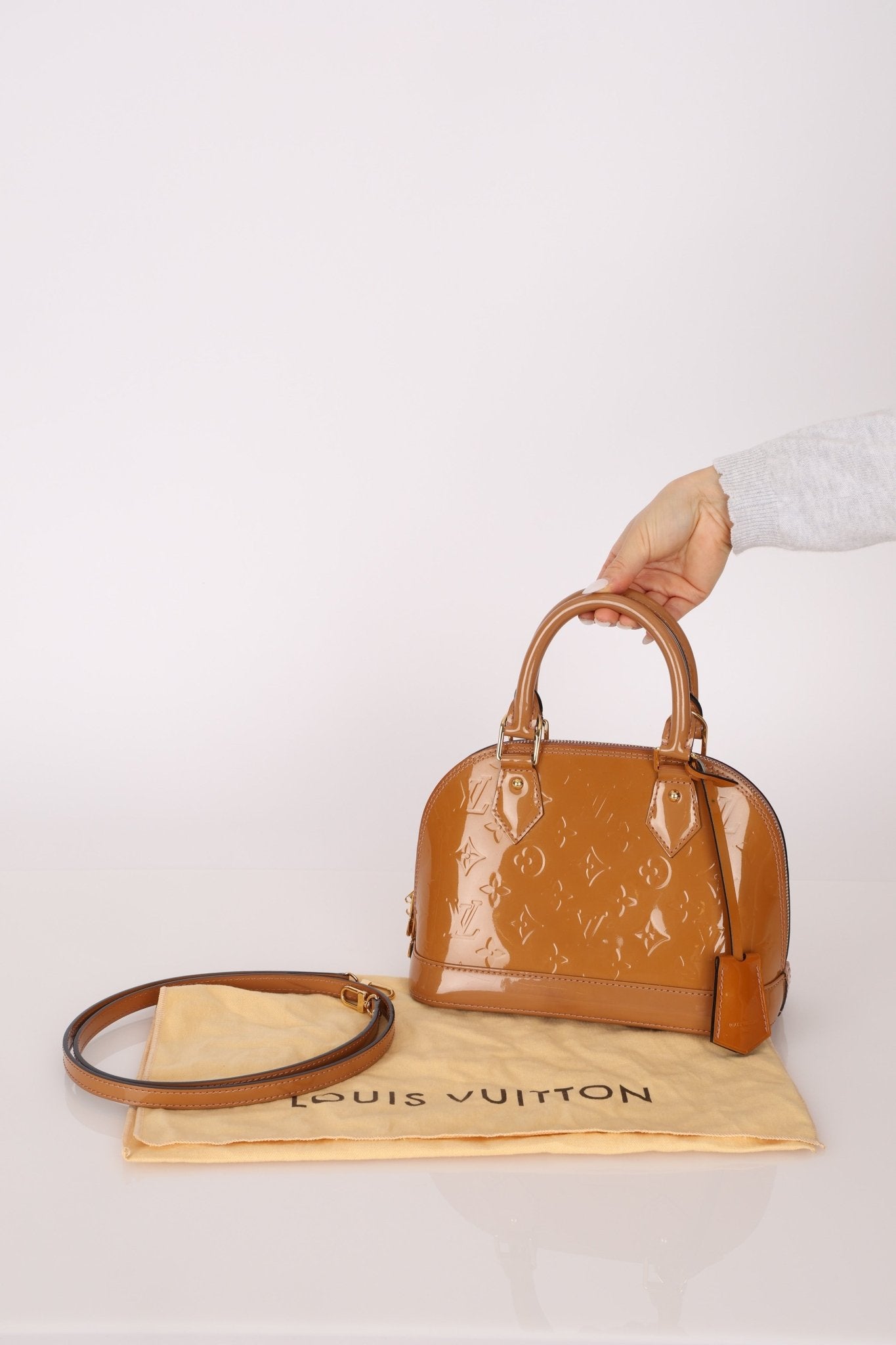 Louis Vuitton Rose Velours Vernis Alma BB - FashioNica