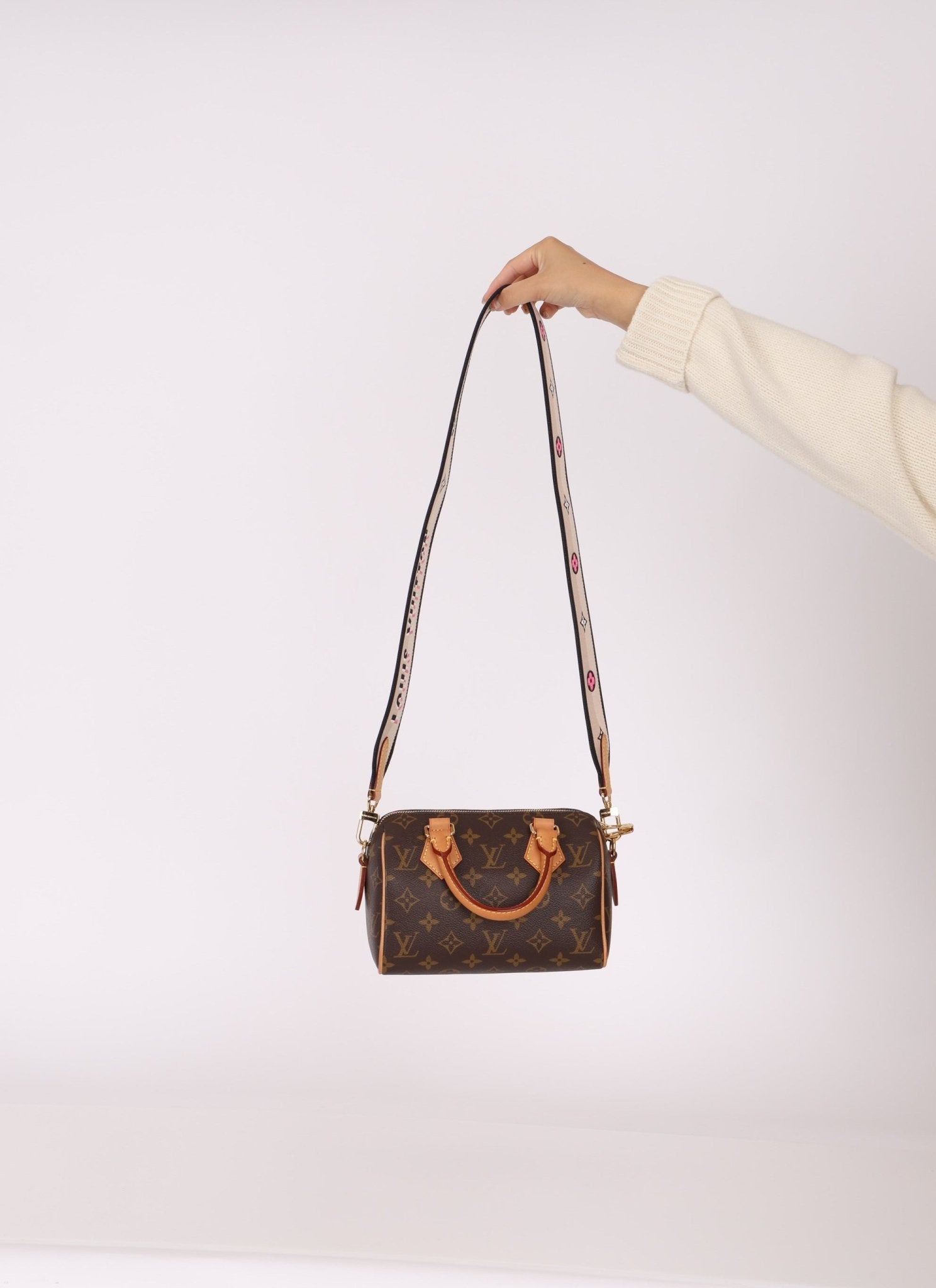 Louis Vuitton Speedy Bandoulière 20 w/ Strap - FashioNica