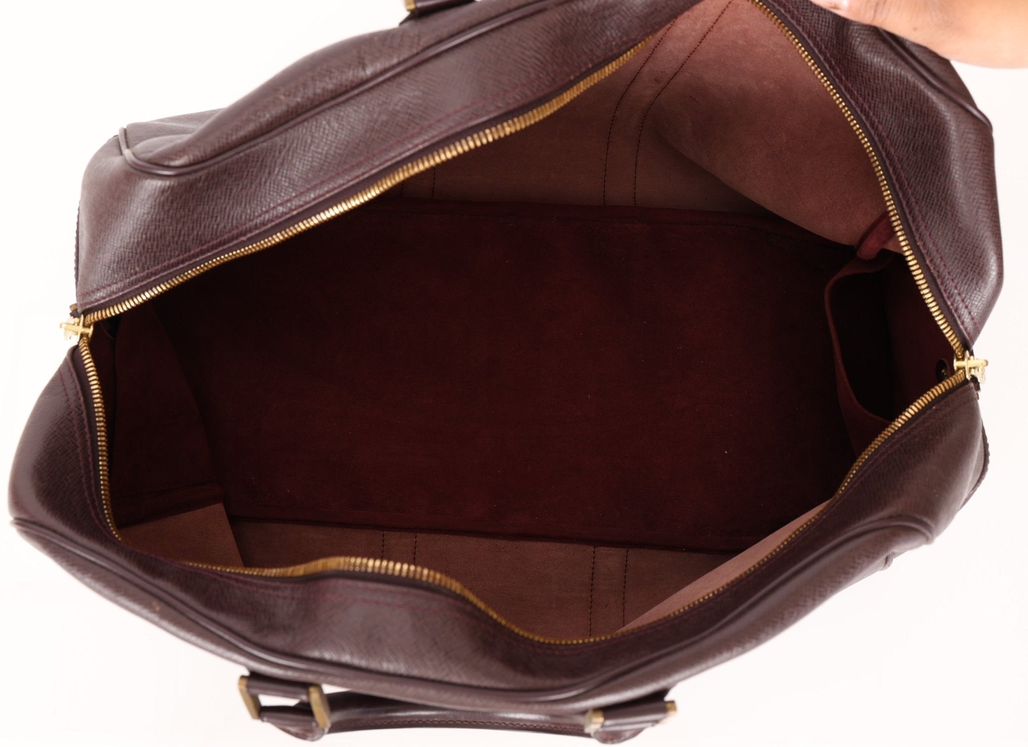 Louis Vuitton Taiga Kendall Chocolate Boston Bag PM - FashioNica