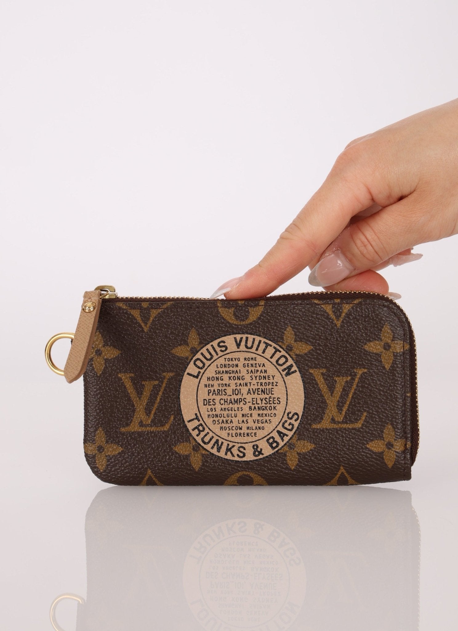 Louis Vuitton Trunks & Bags Key Pouch - FashioNica