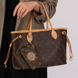 Louis Vuitton Trunks & Bags Key Pouch - FashioNica