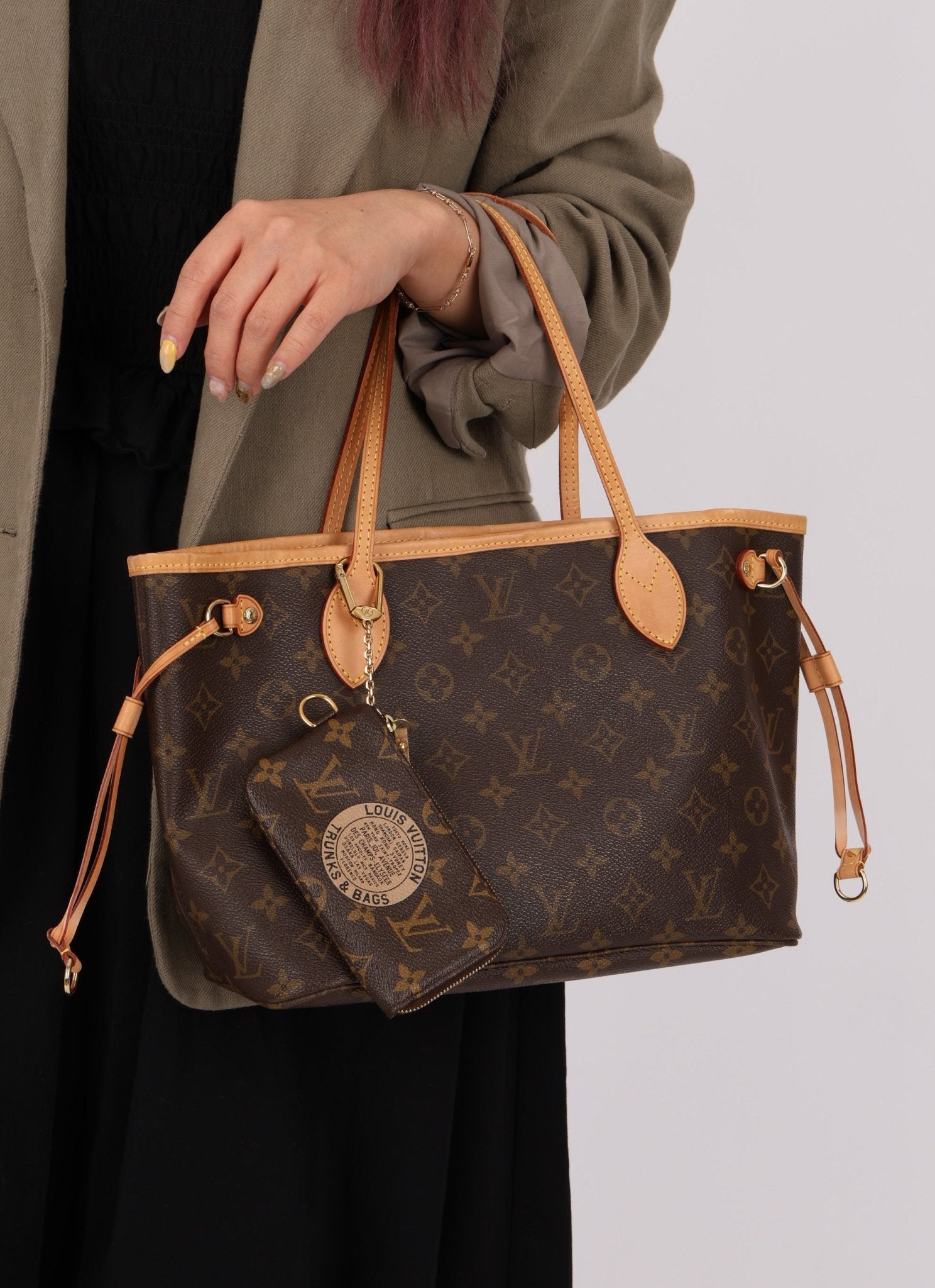 Louis Vuitton Trunks & Bags Key Pouch - FashioNica