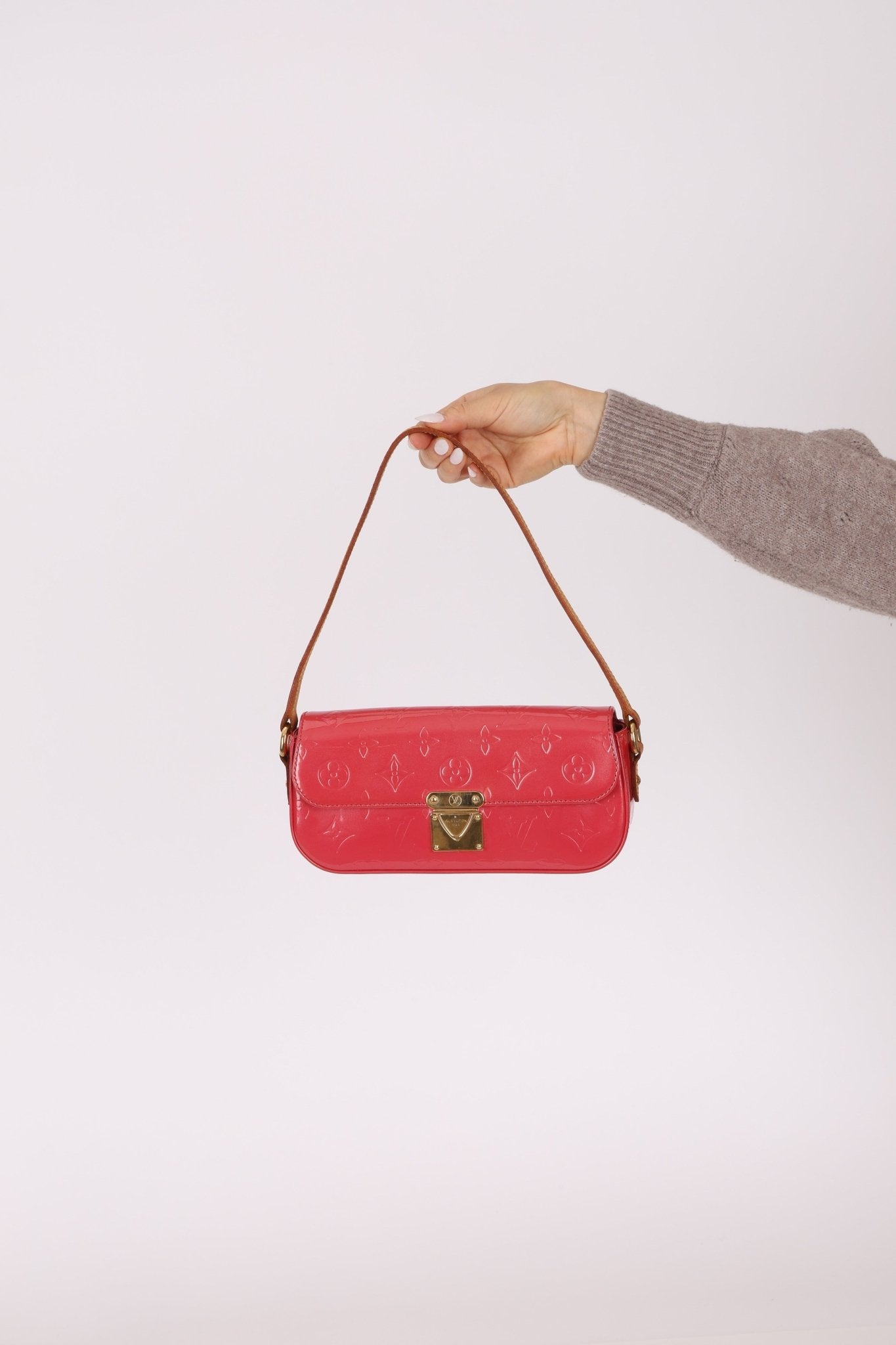 Louis Vuitton Vernis Malibu Street Pochette - FashioNica