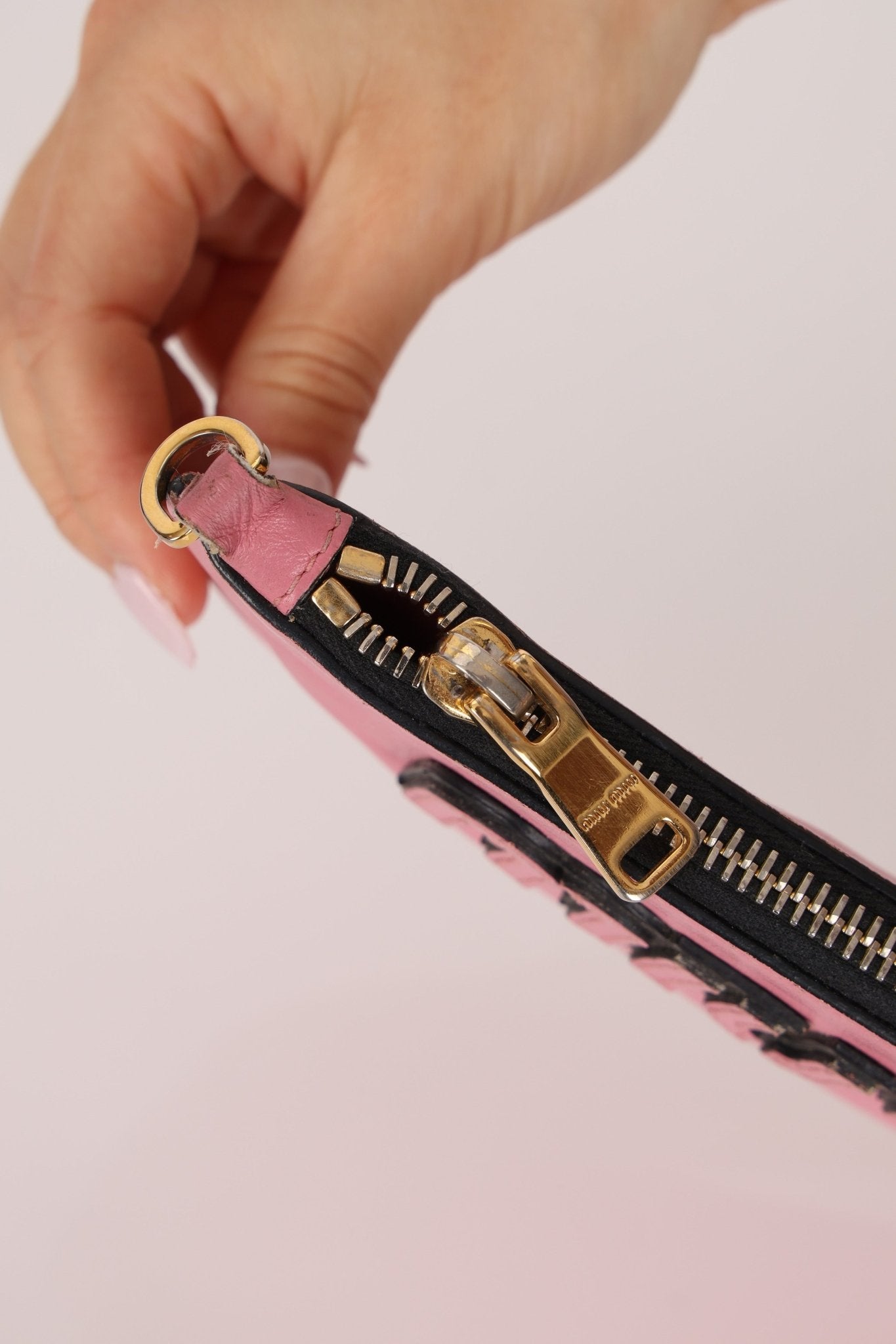 Miu Miu Pink Leather Pouch - FashioNica