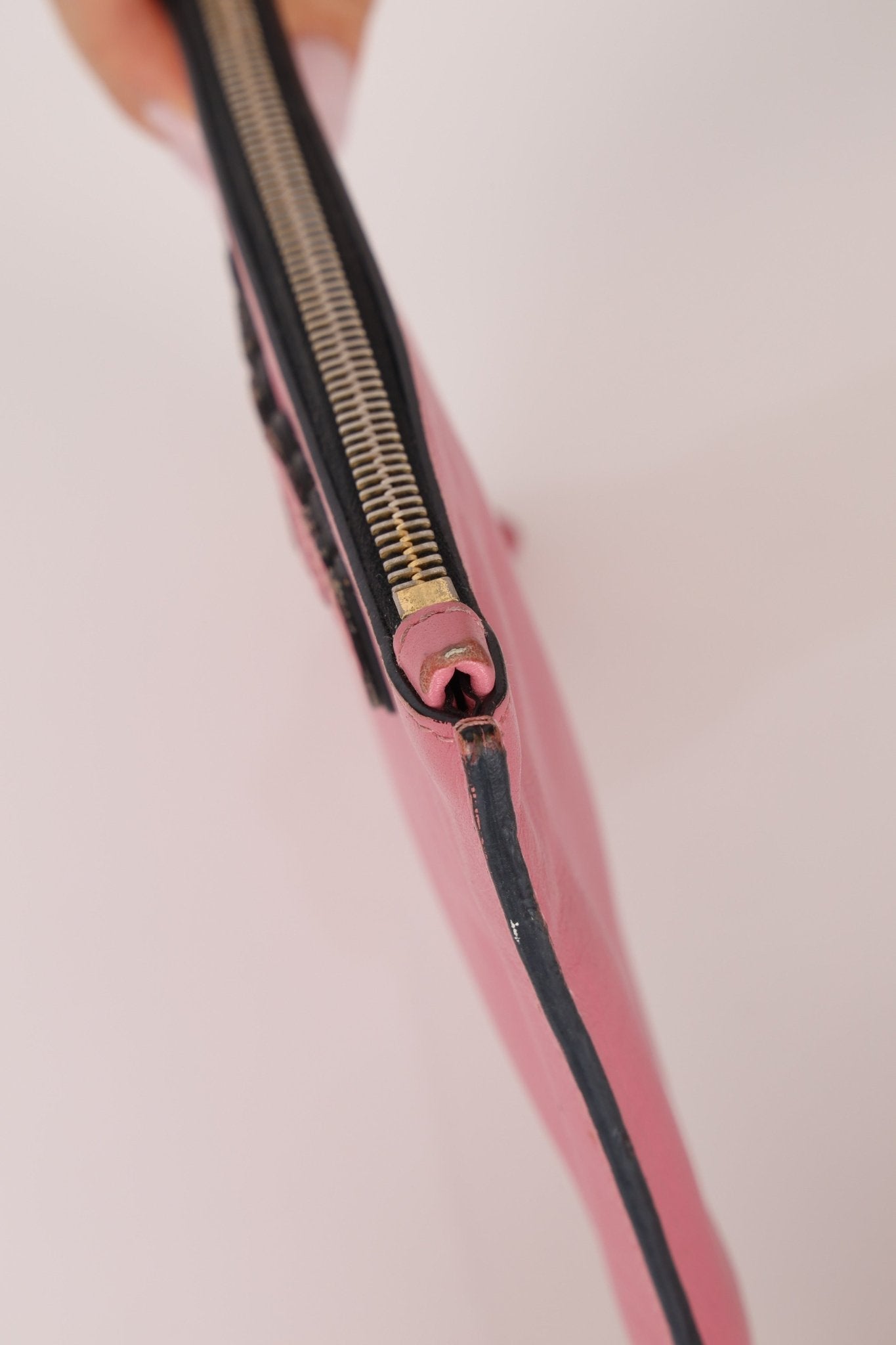 Miu Miu Pink Leather Pouch - FashioNica