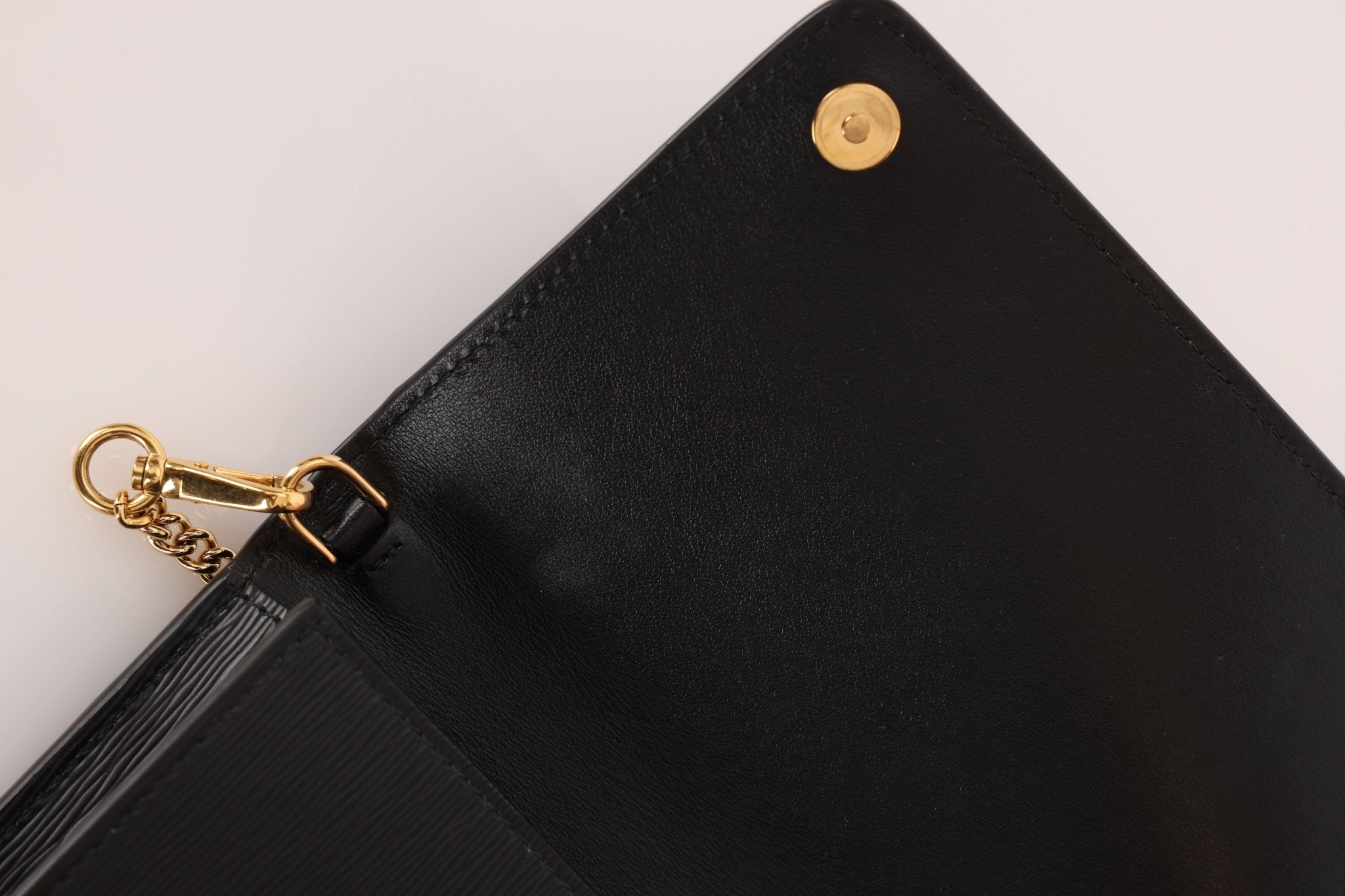 Prada Saffiano Wallet on Chain - FashioNica