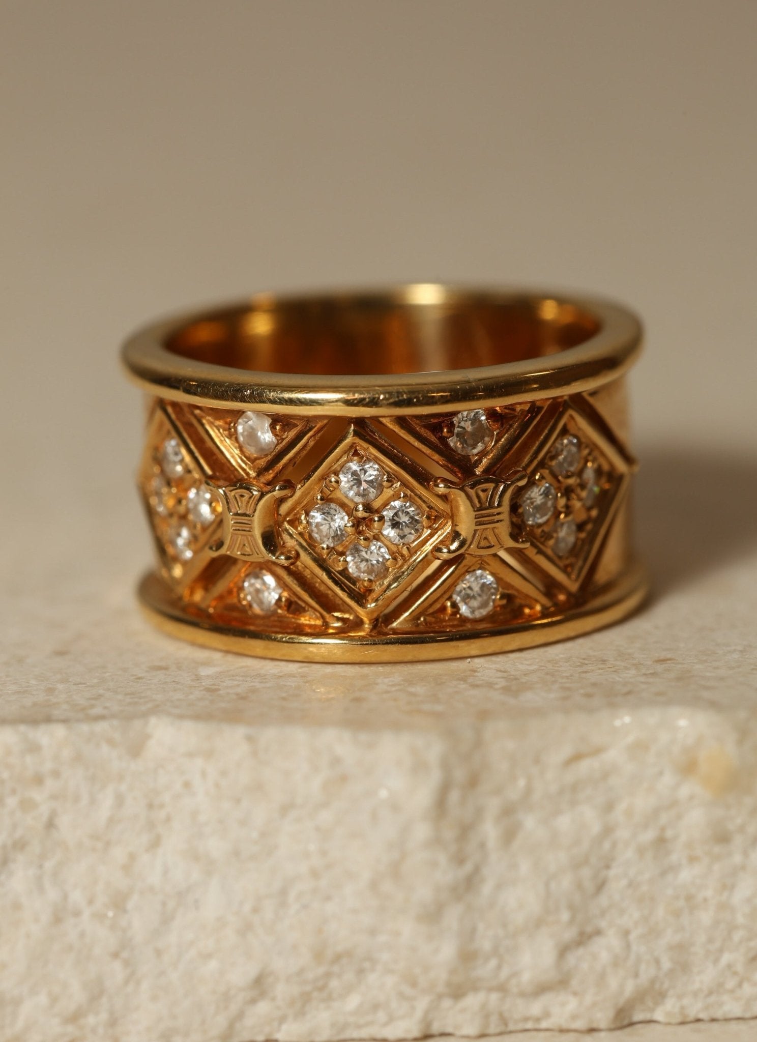 Rare Celine 18K Yellow Gold Diamond Triomphe Ring - FashioNica