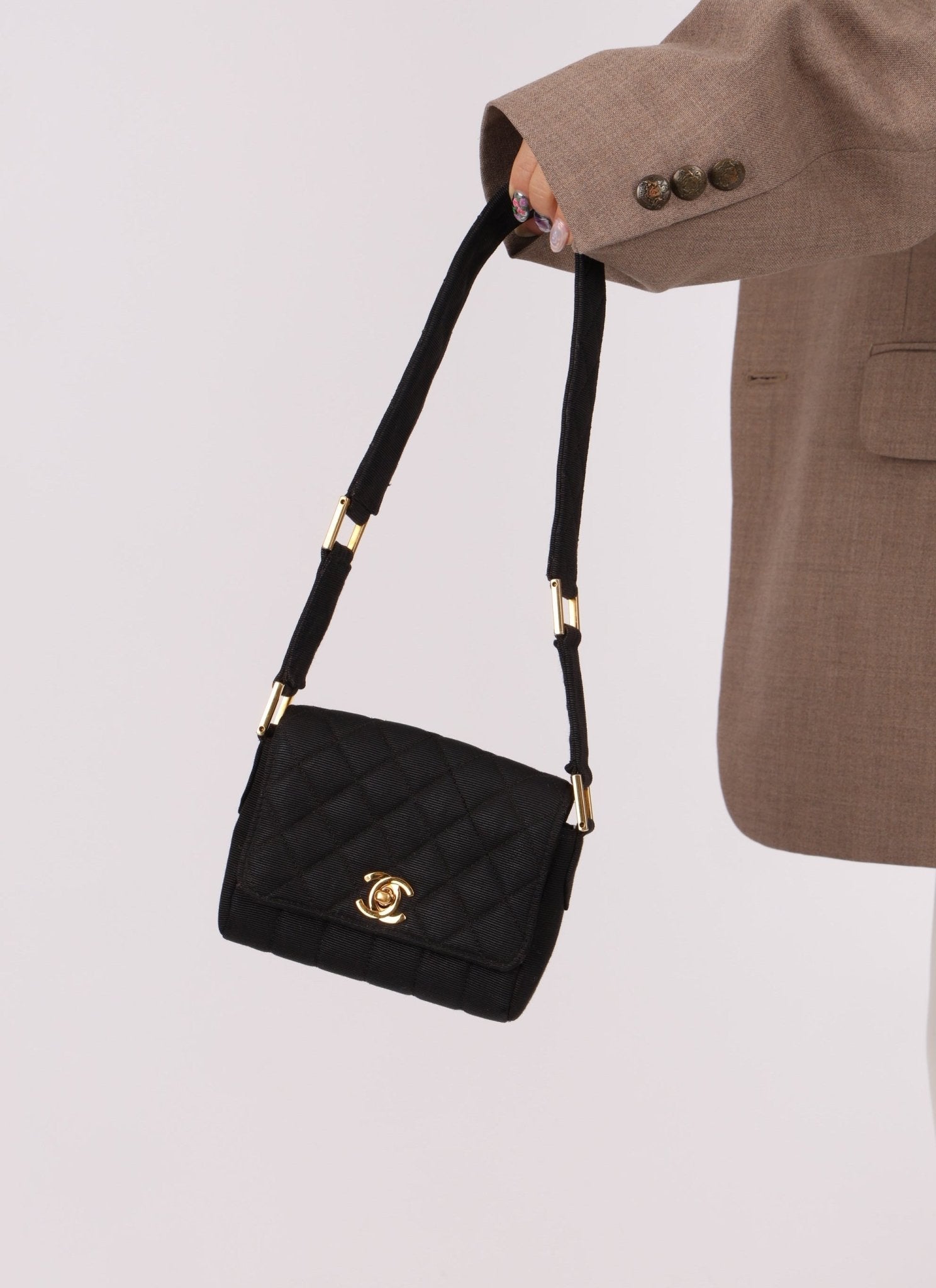 Rare Chanel 1989 Black Grosgrain Quilted Turnlock Mini Flap Bag - FashioNica