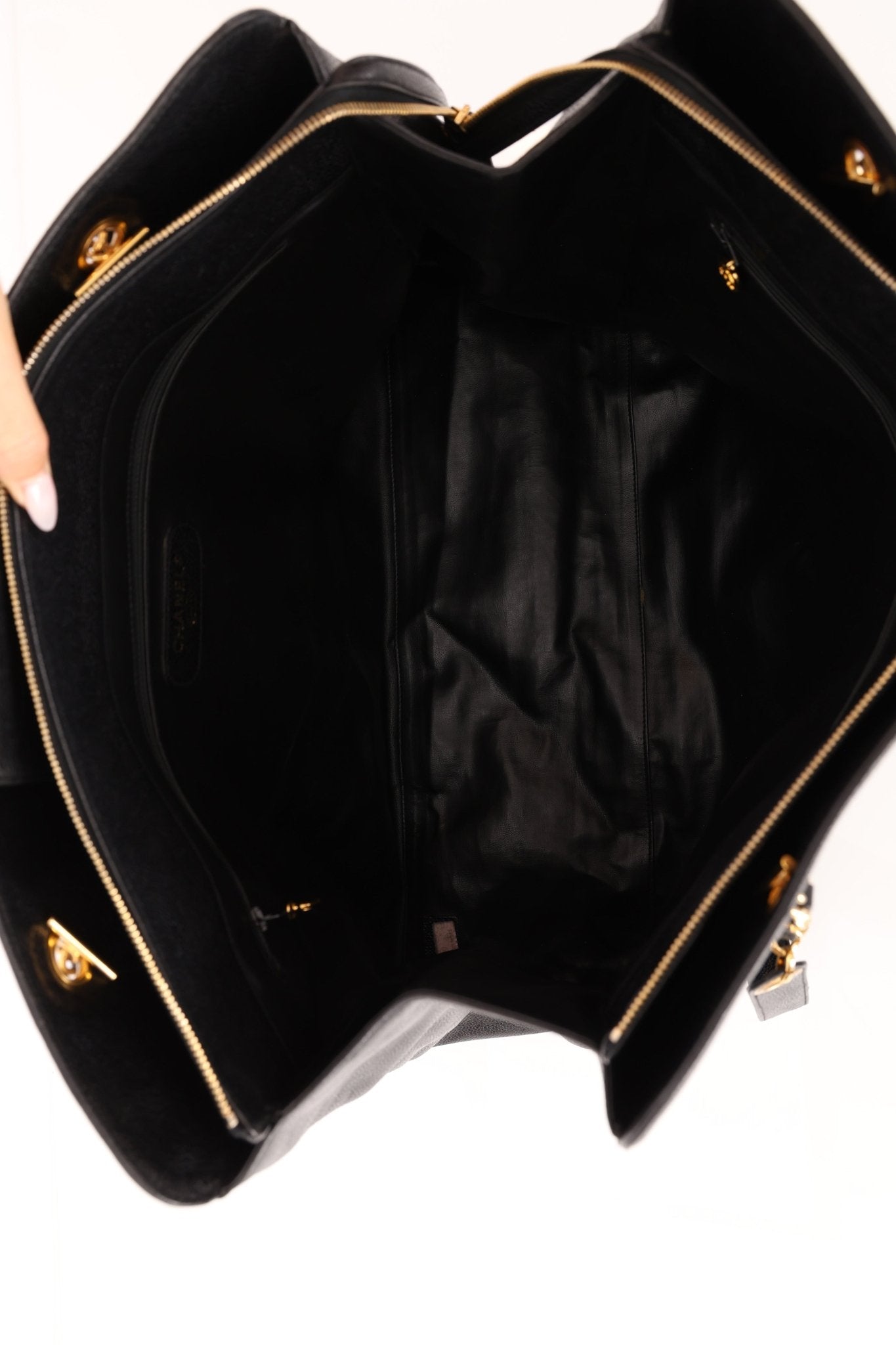 Rare Chanel 1991 Caviar Supermodel 24K GP - FashioNica