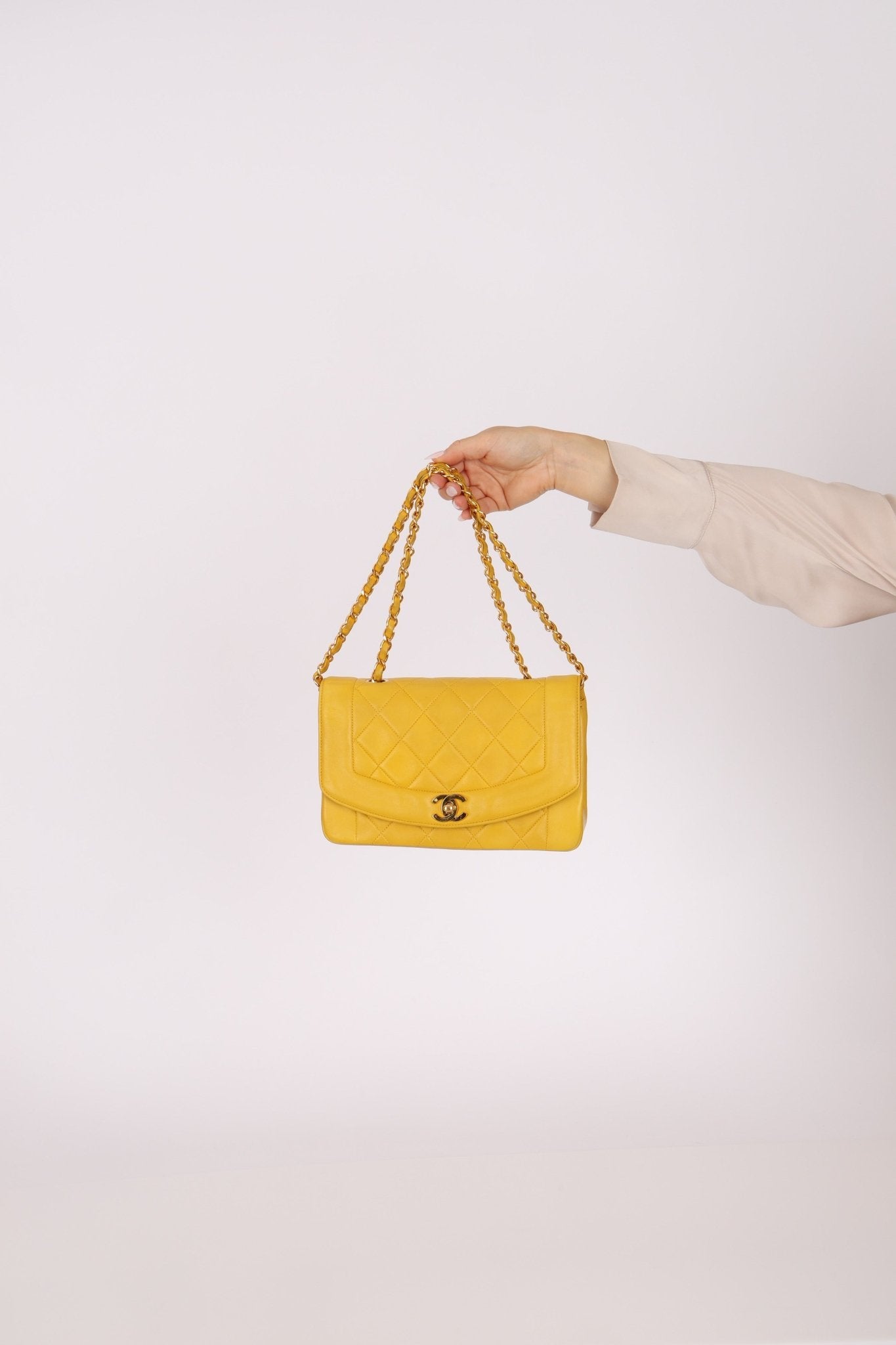 Rare Chanel 1994 Lemon Lambskin Small Diana - FashioNica
