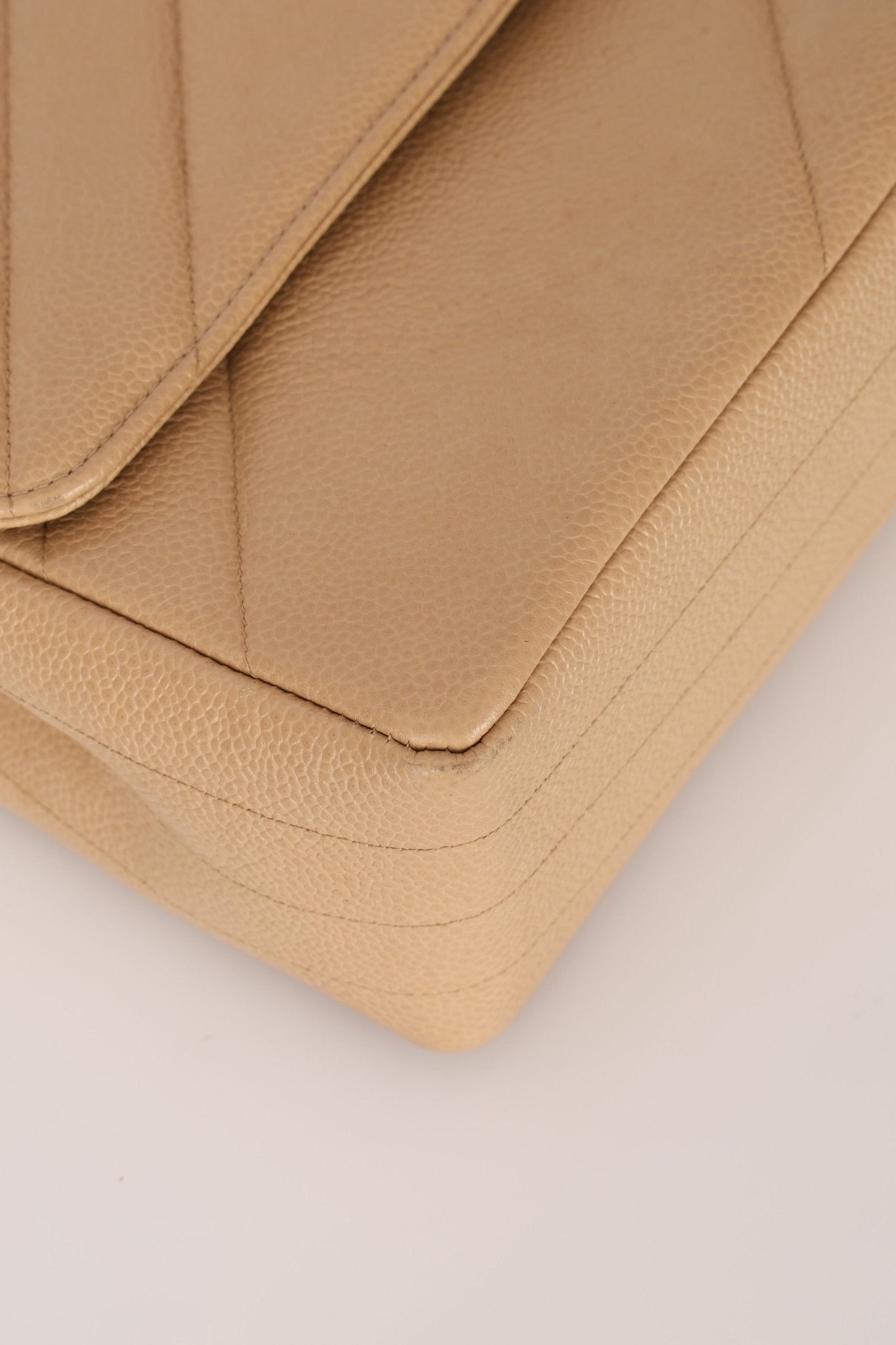 Rare Chanel 1995 Beige Caviar Diagonal Stitch Jumbo Flap Bag 24k GP - FashioNica