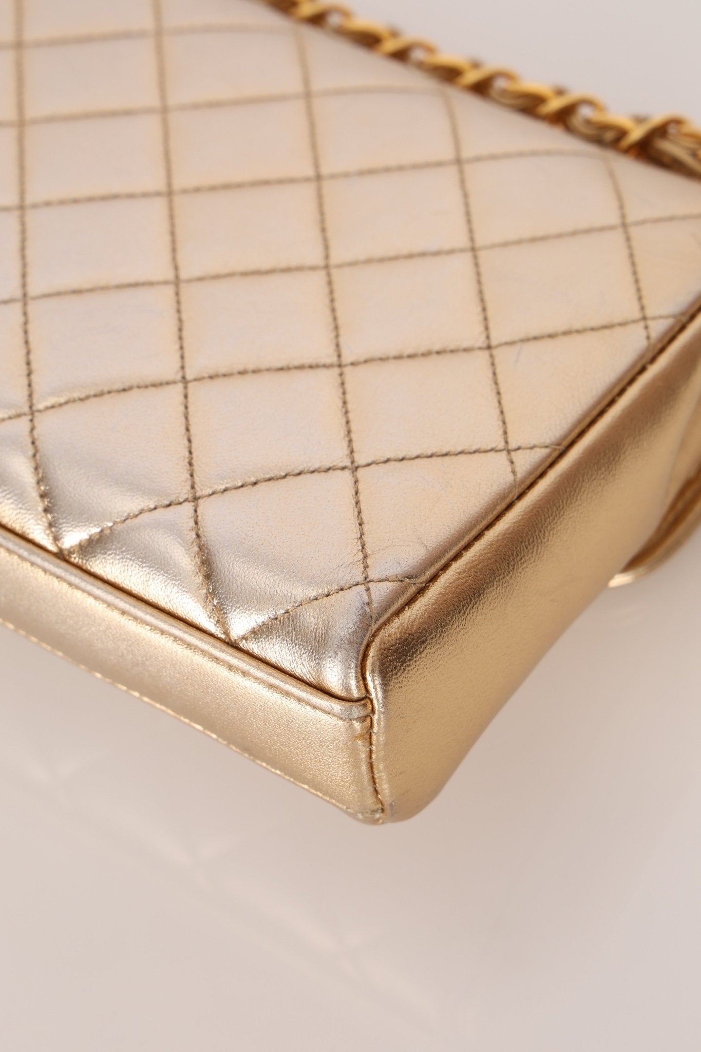 Rare Chanel 1995 Metallic Gold Matelasse Lambskin Turnlock Clutch 24K GP - FashioNica