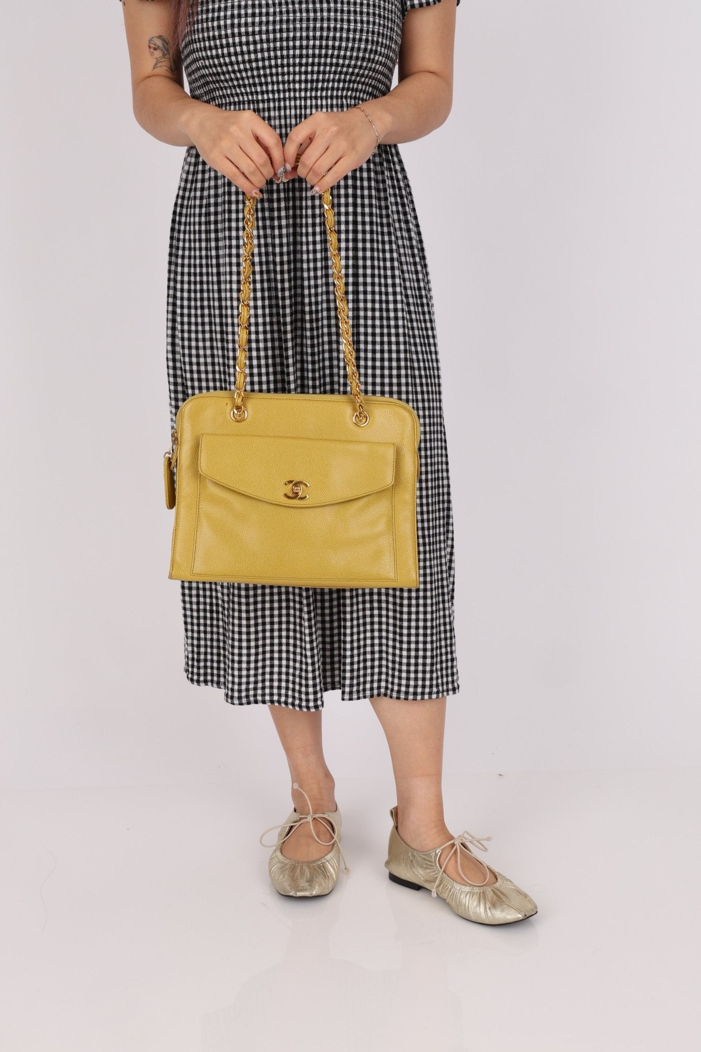 Rare Chanel 1997 Chartreuse Caviar Turnlock Zip Tote 24K GP - FashioNica