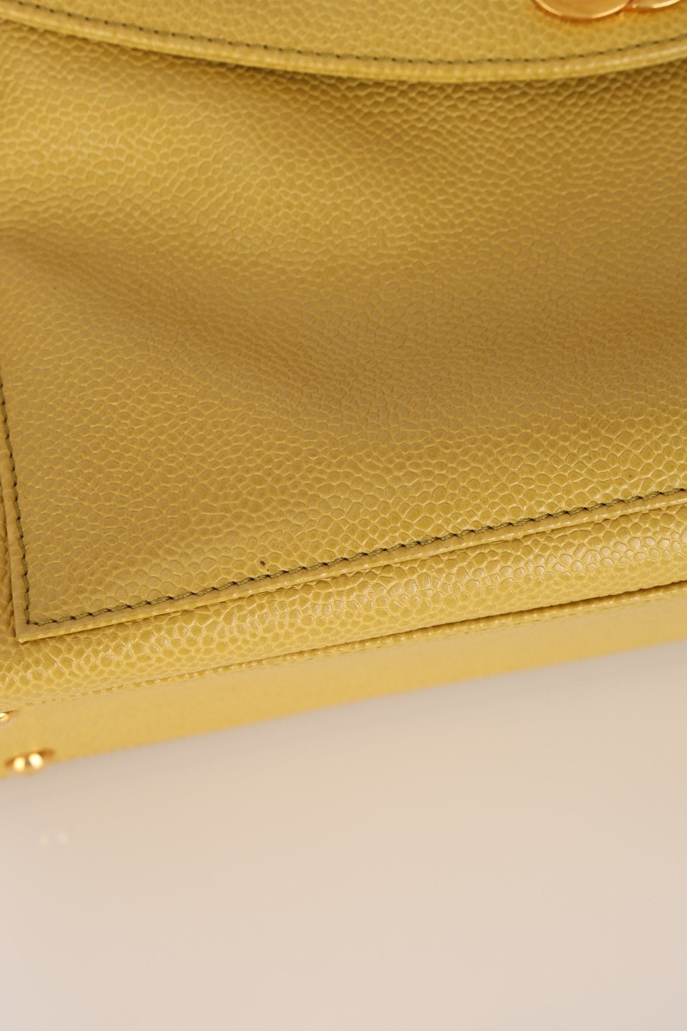 Rare Chanel 1997 Chartreuse Caviar Turnlock Zip Tote 24K GP - FashioNica