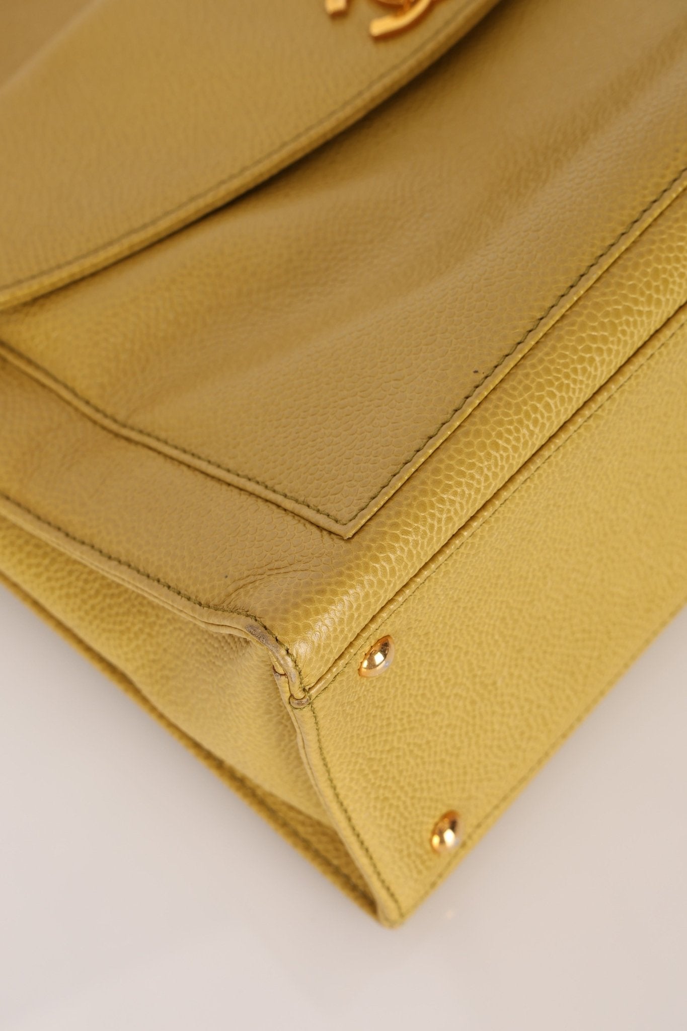 Rare Chanel 1997 Chartreuse Caviar Turnlock Zip Tote 24K GP - FashioNica