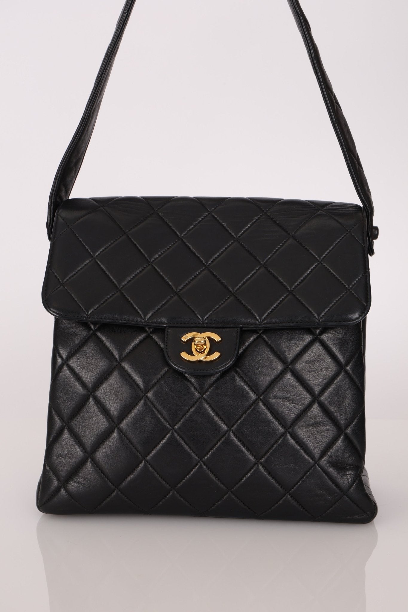 Rare Chanel 1997 Lambskin Turnlock Double - Sided Kelly Shoulder Bag 24k GP - FashioNica