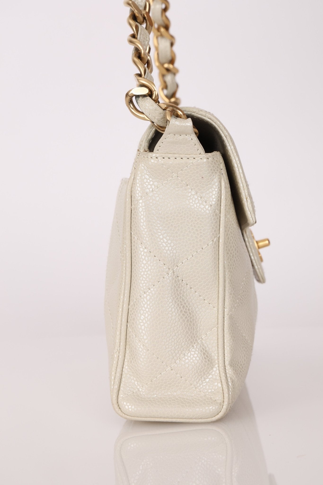 Rare Chanel 2002 Iridescent Caviar Turnlock Single Flap Bag 24k GP - FashioNica