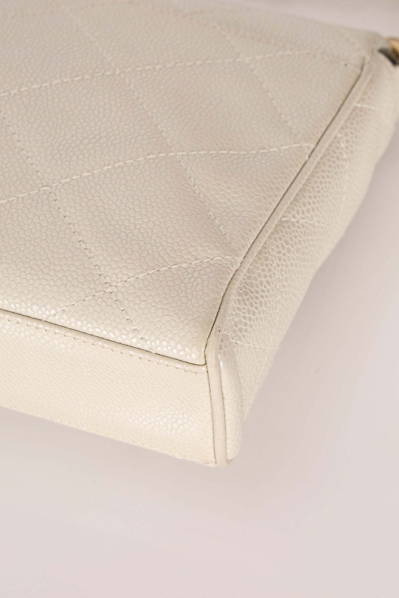 Rare Chanel 2002 Iridescent Caviar Turnlock Single Flap Bag 24k GP - FashioNica