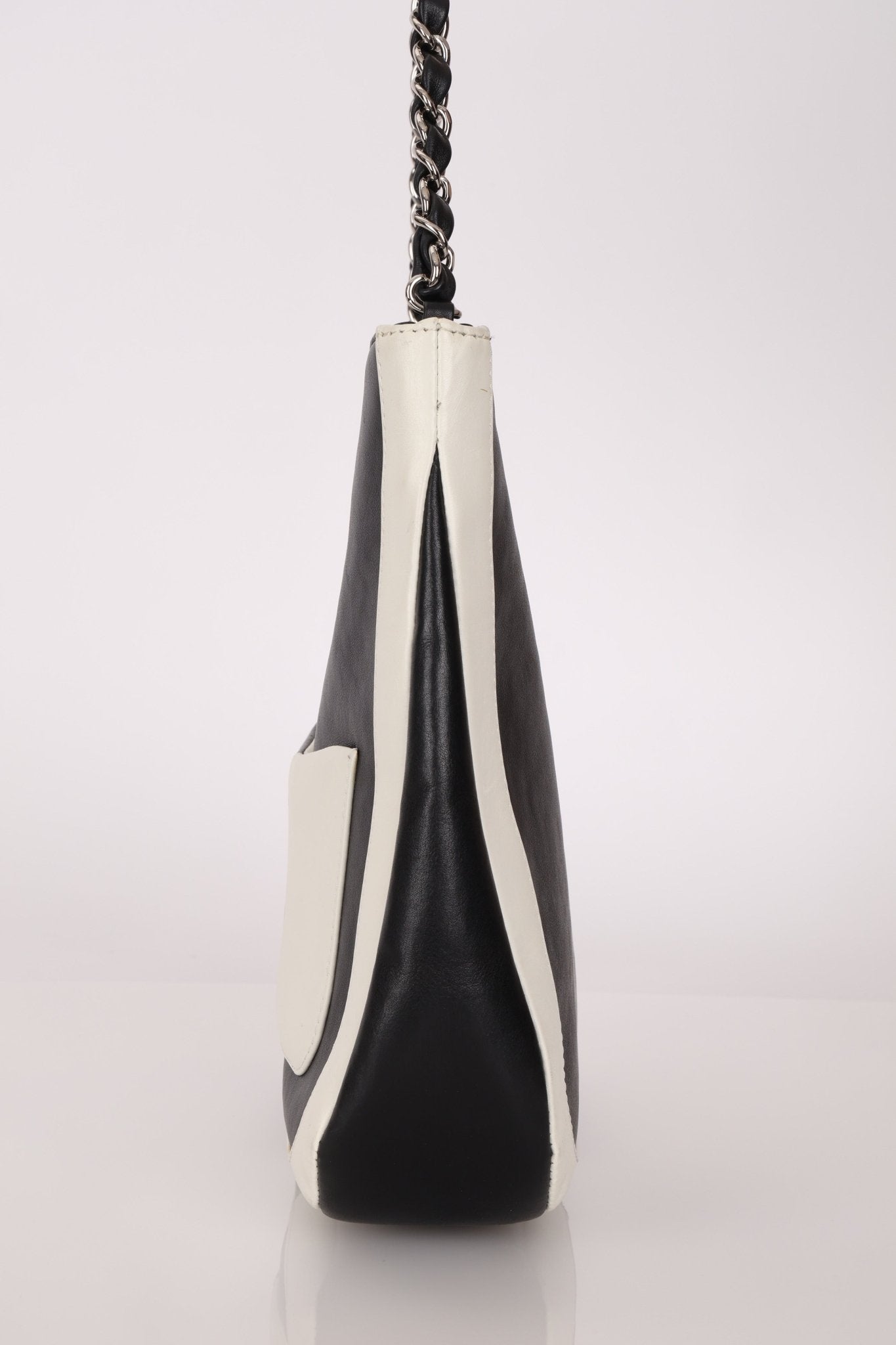 Rare Chanel 2006 Black and White Art Tote - FashioNica