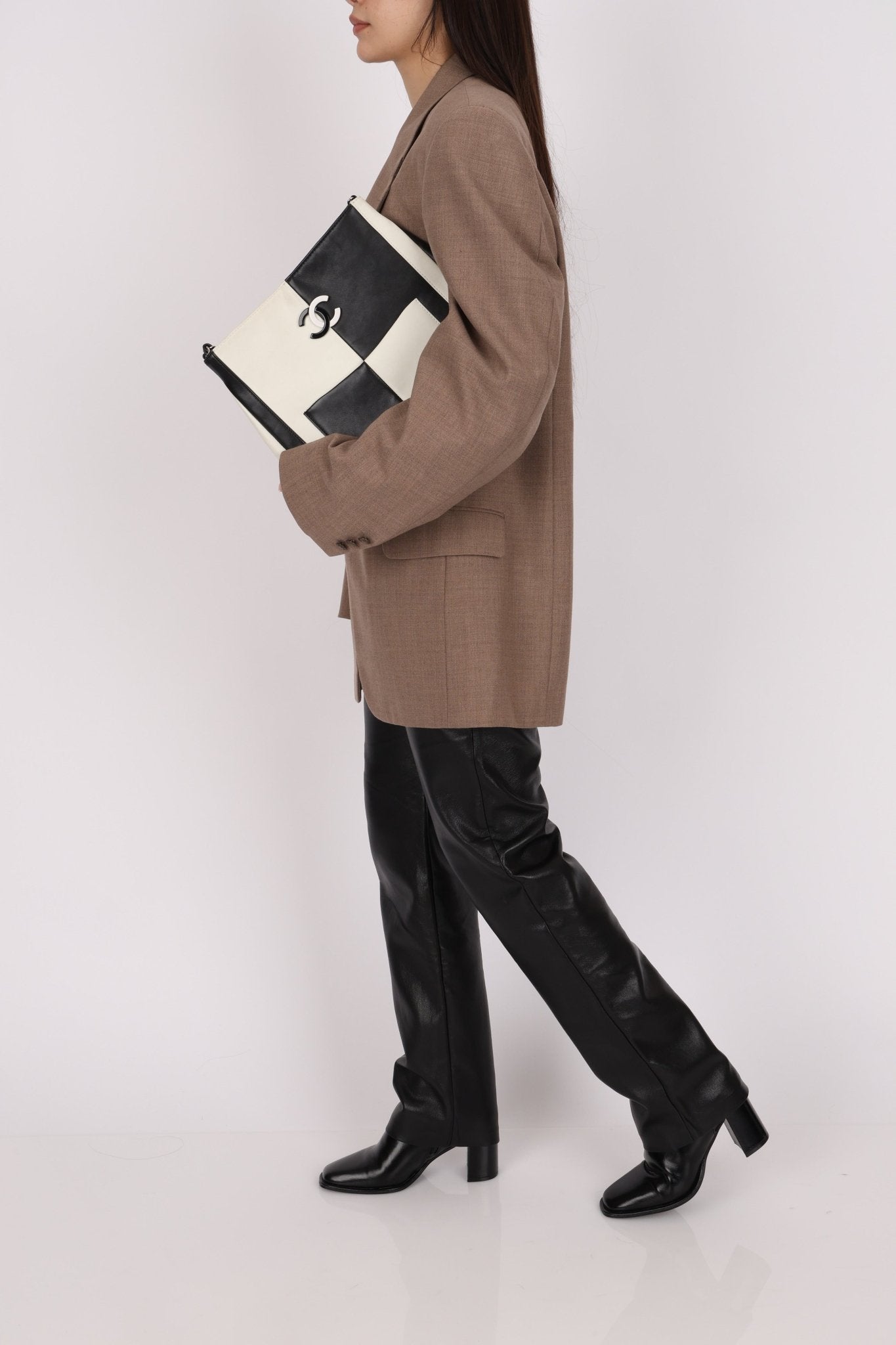 Rare Chanel 2006 Black and White Art Tote - FashioNica