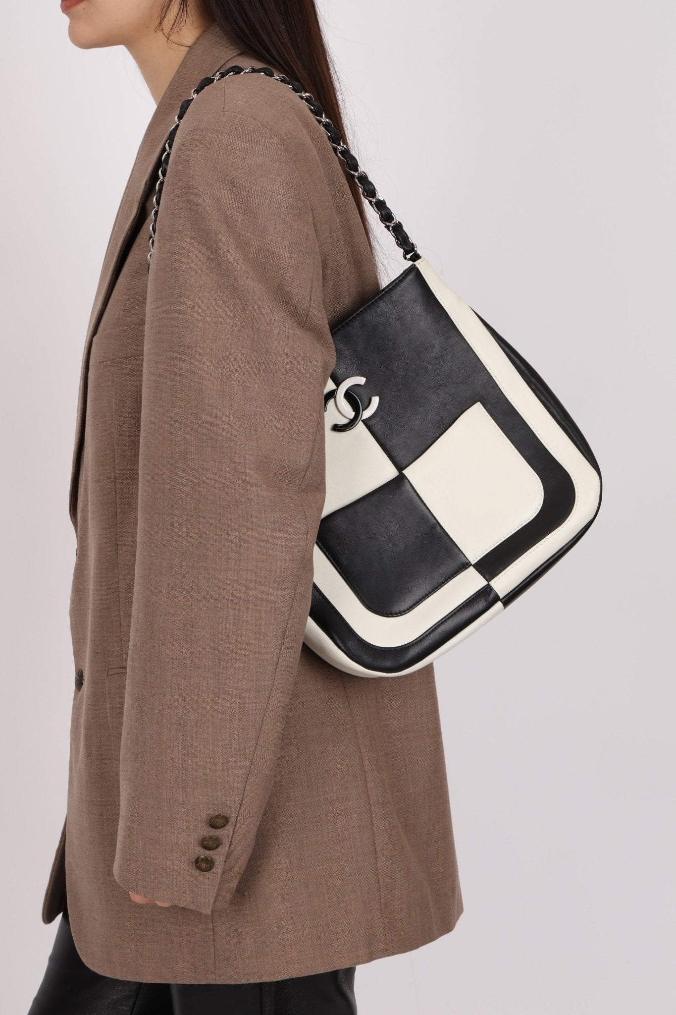 Rare Chanel 2006 Black and White Art Tote - FashioNica