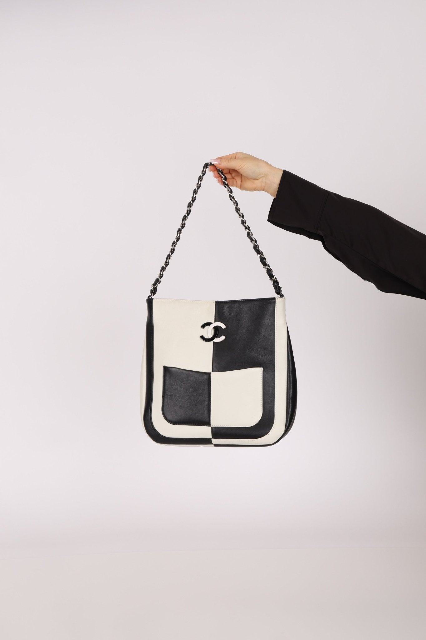 Rare Chanel 2006 Black and White Art Tote - FashioNica